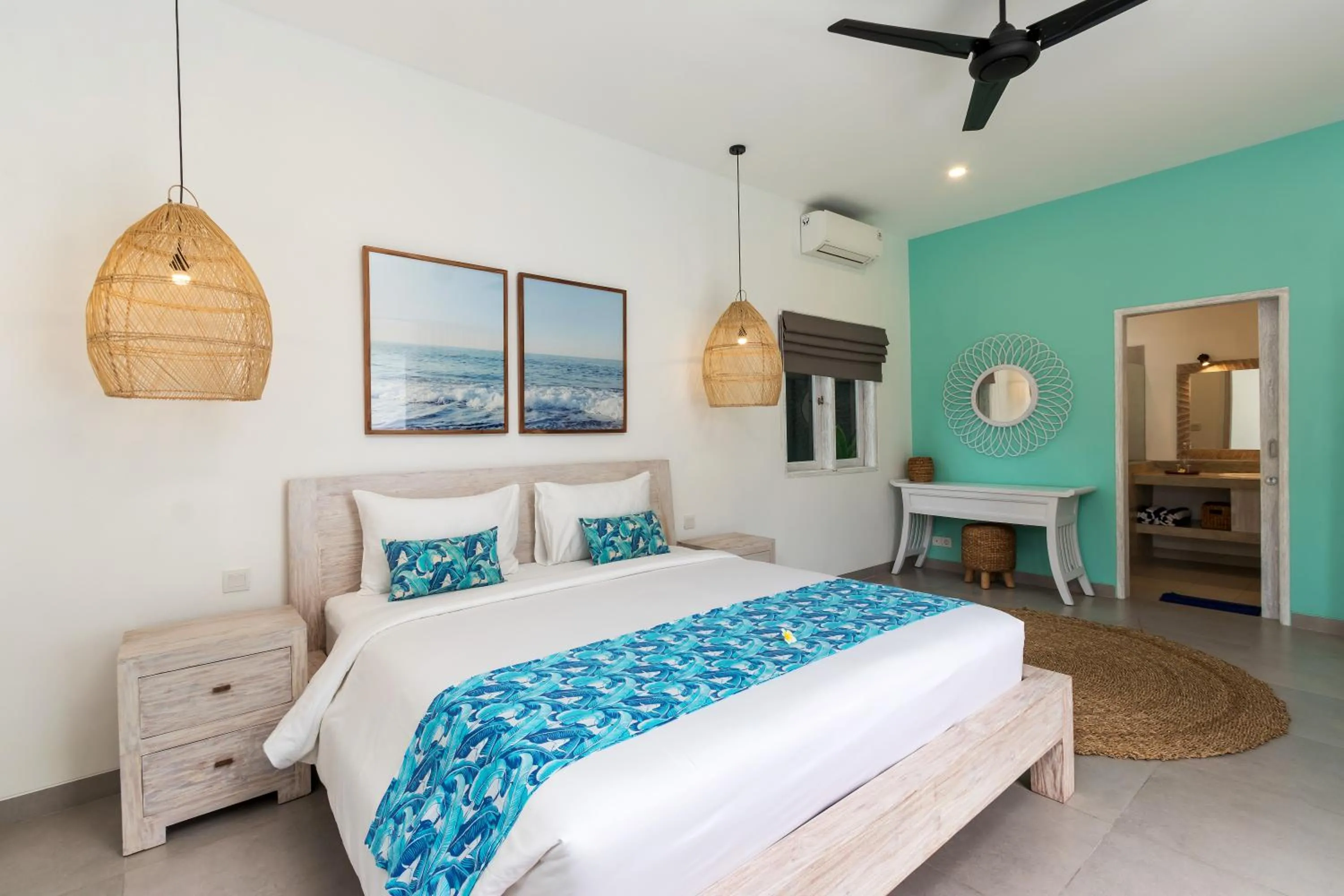 Bedroom, Bed in Villa Hiburan 2 by Villa Finder