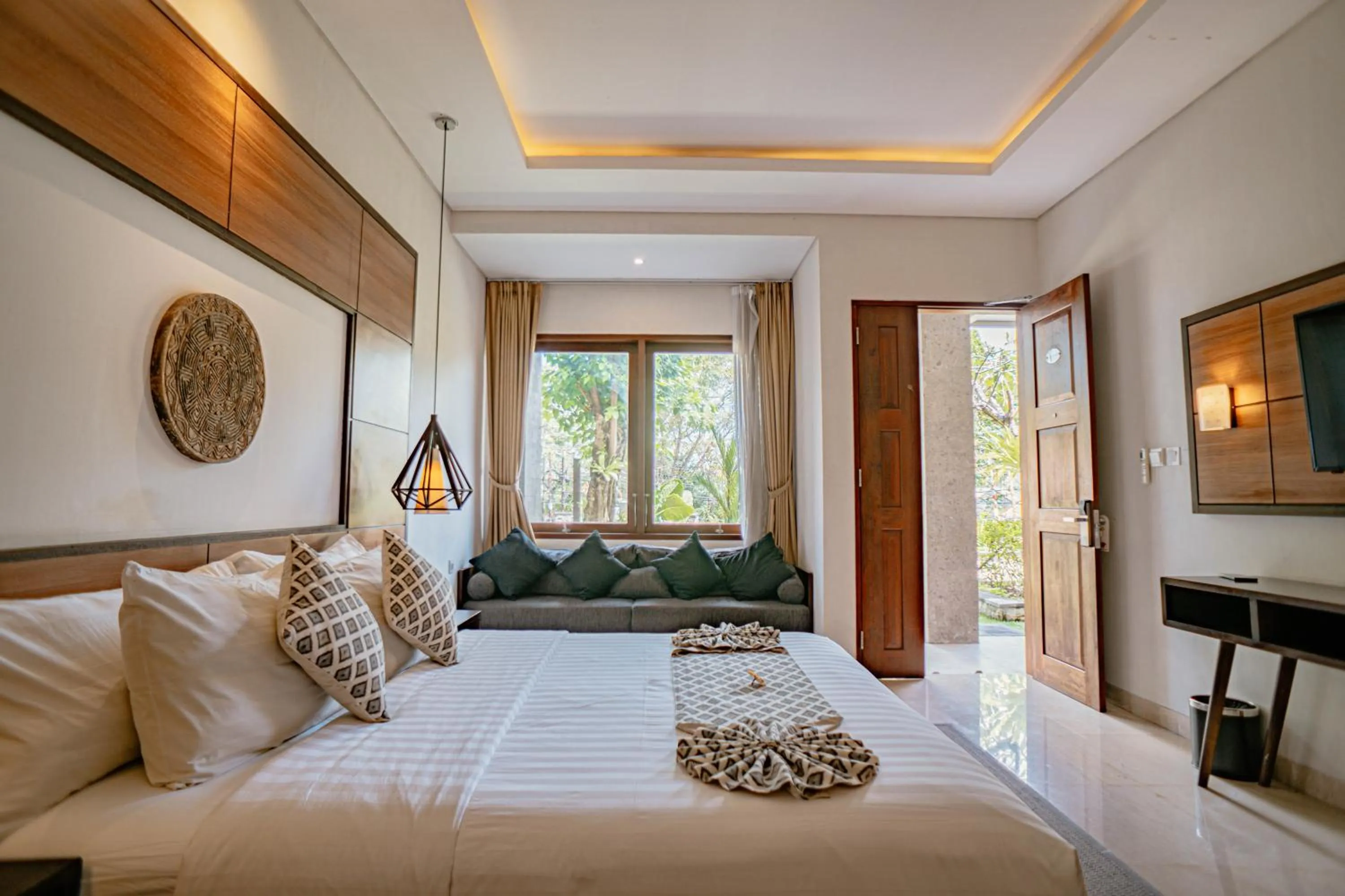 Photo of the whole room, Bed in djabu Echo Beach Hotel