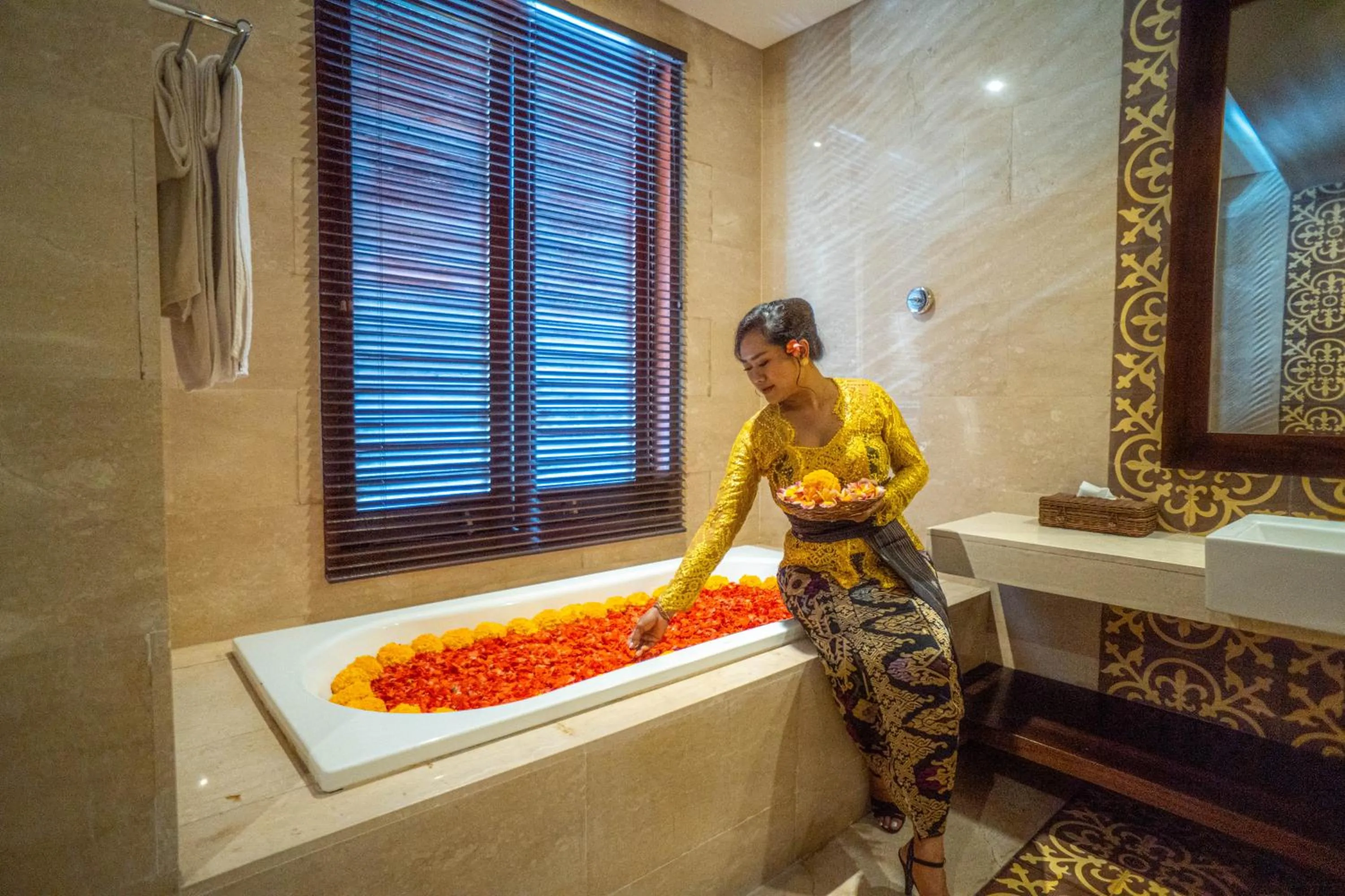 Bath in djabu Echo Beach Hotel