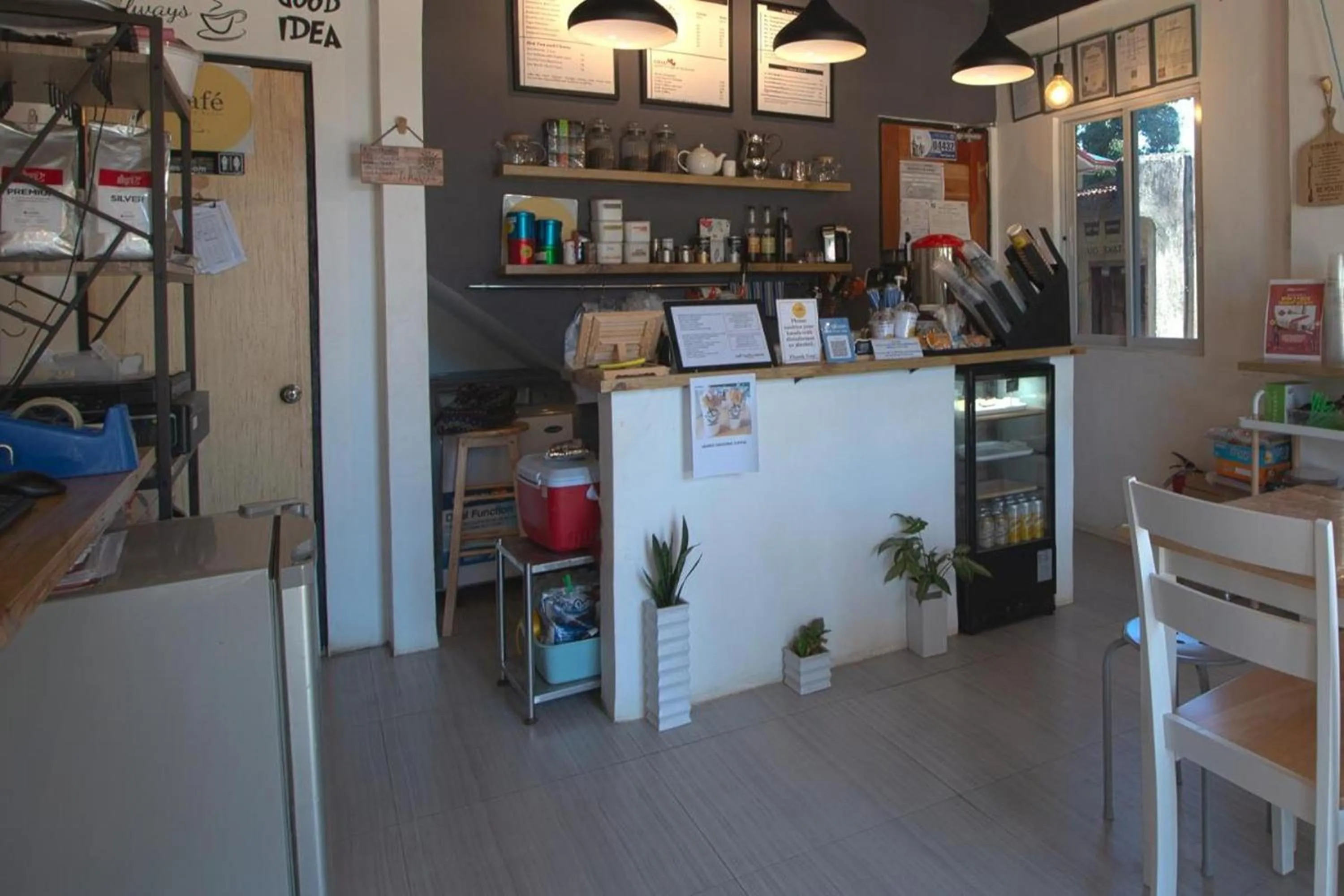 Lobby or reception in Hometel Barrio House Mactan