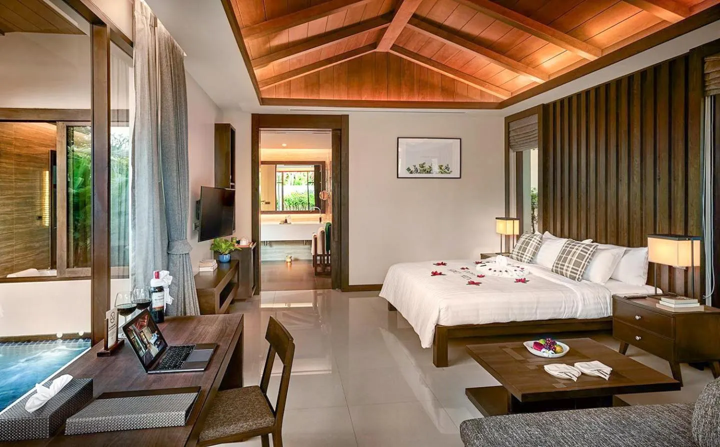 Bed in Khanom Beach Resort And Spa