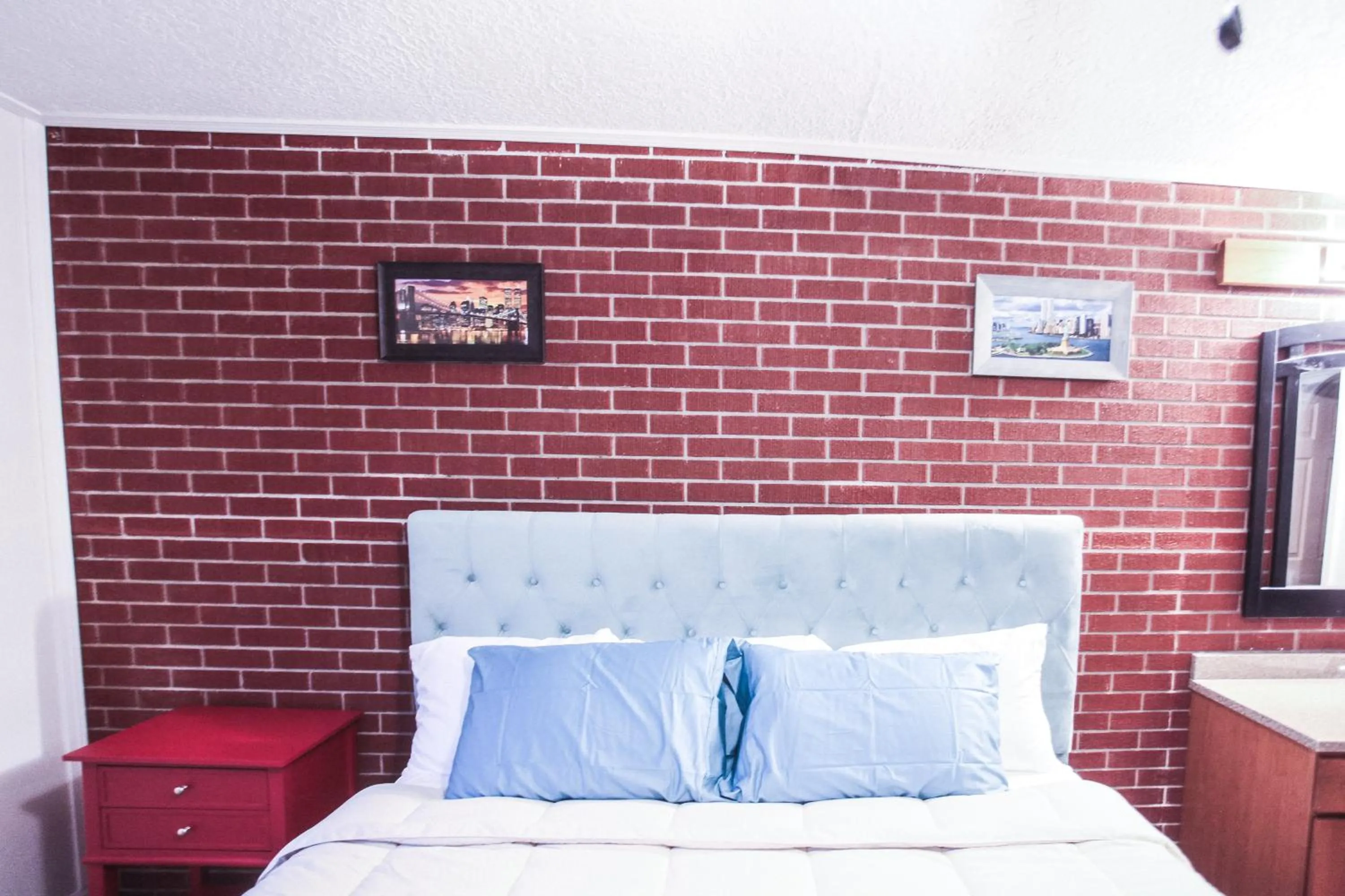 Bed in The Wing at Kingston East