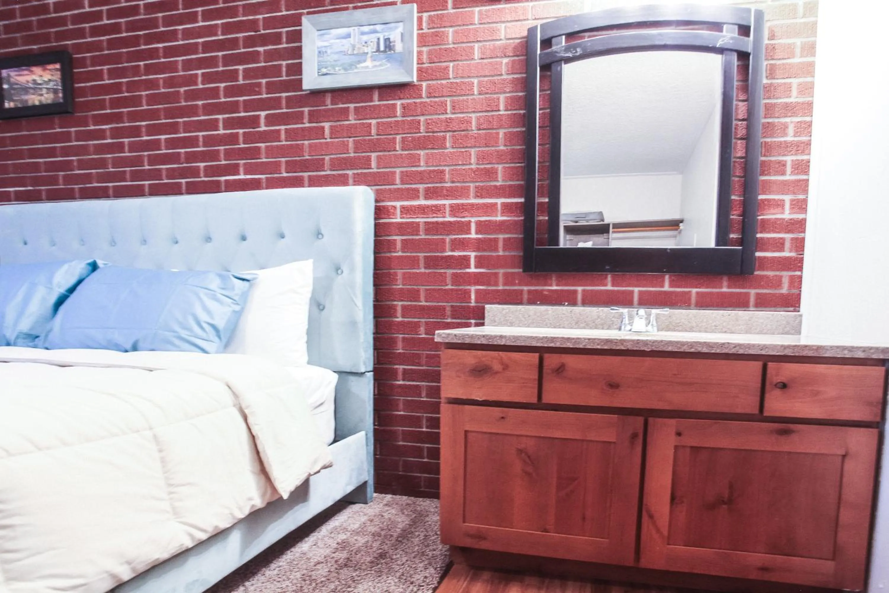 Bed in The Wing at Kingston East