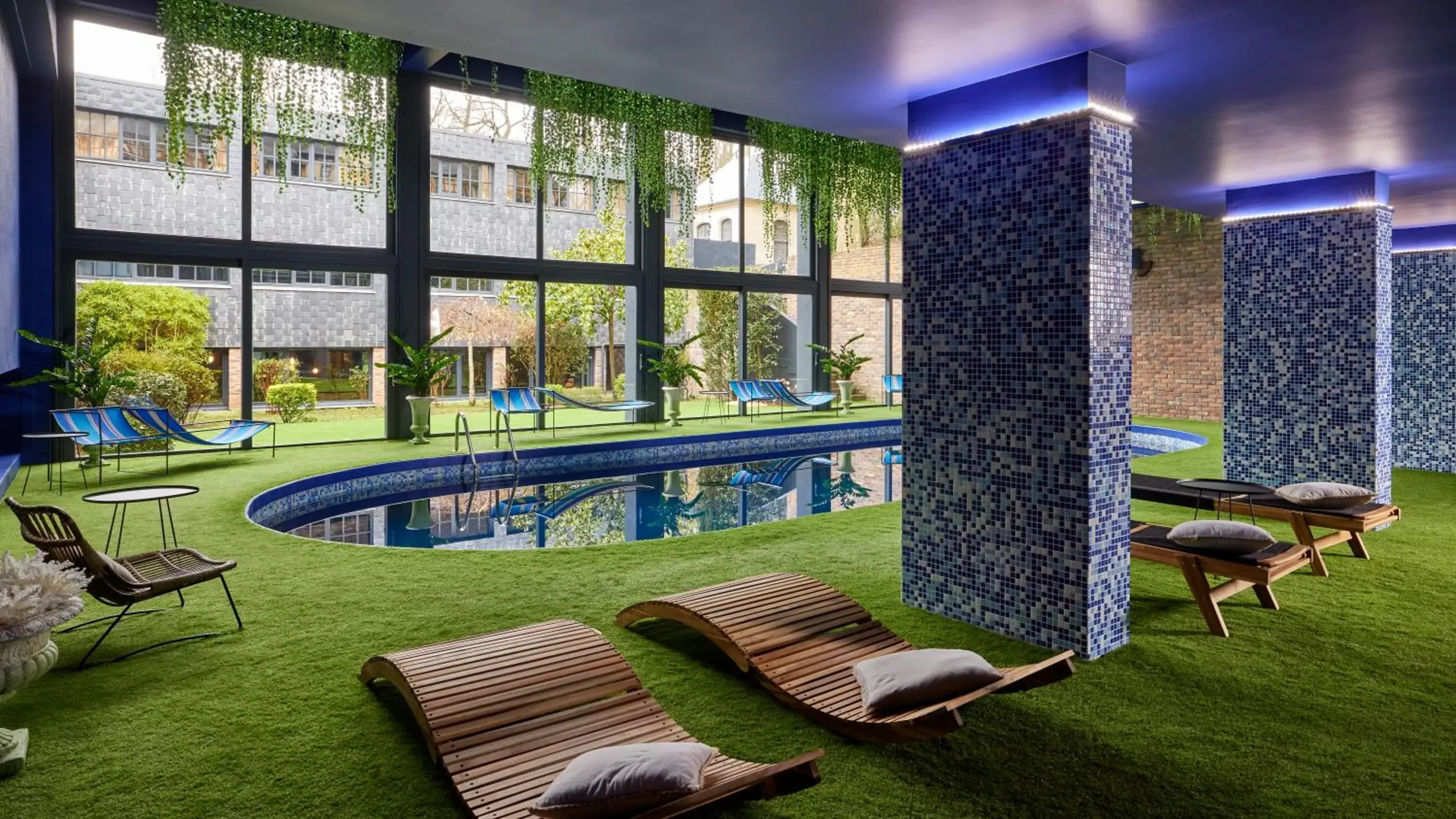 Spa and wellness centre/facilities in Château Jeanne & The Forest - Château de Montvillargenne Spa and wellness centre/facilities in Château Jeanne & The Forest - Château de Montvillargenne