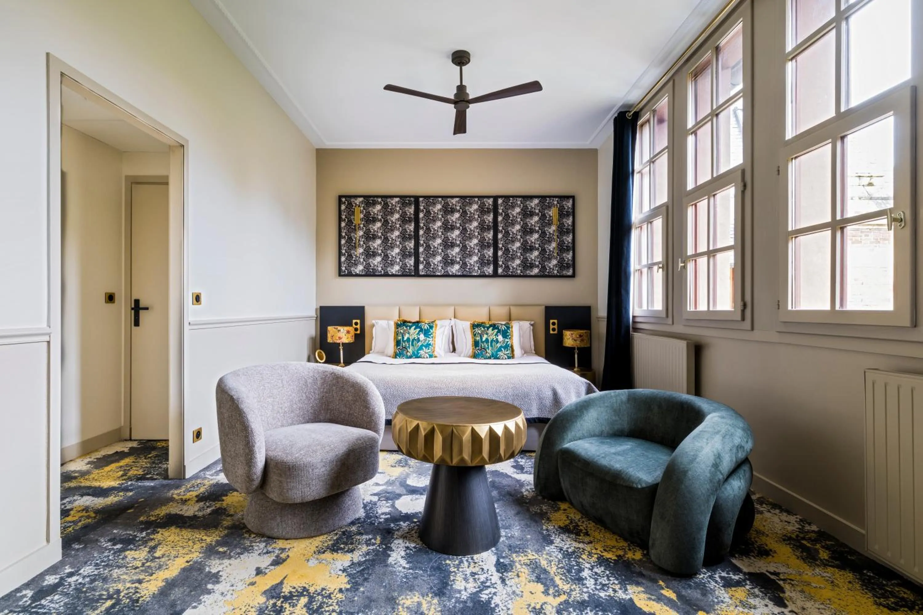 Bedroom in Château Jeanne & The Forest - Château de Montvillargenne