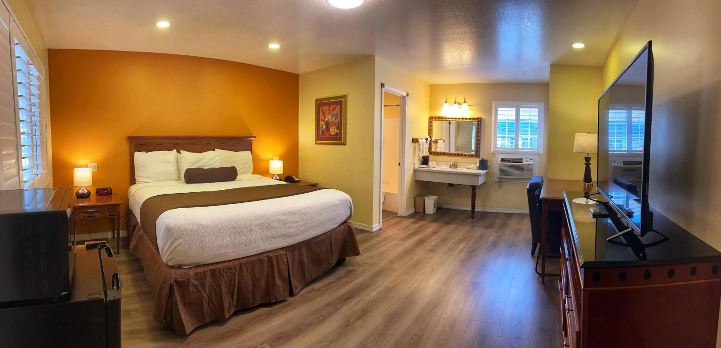 Bedroom, Bed in The Old West Inn