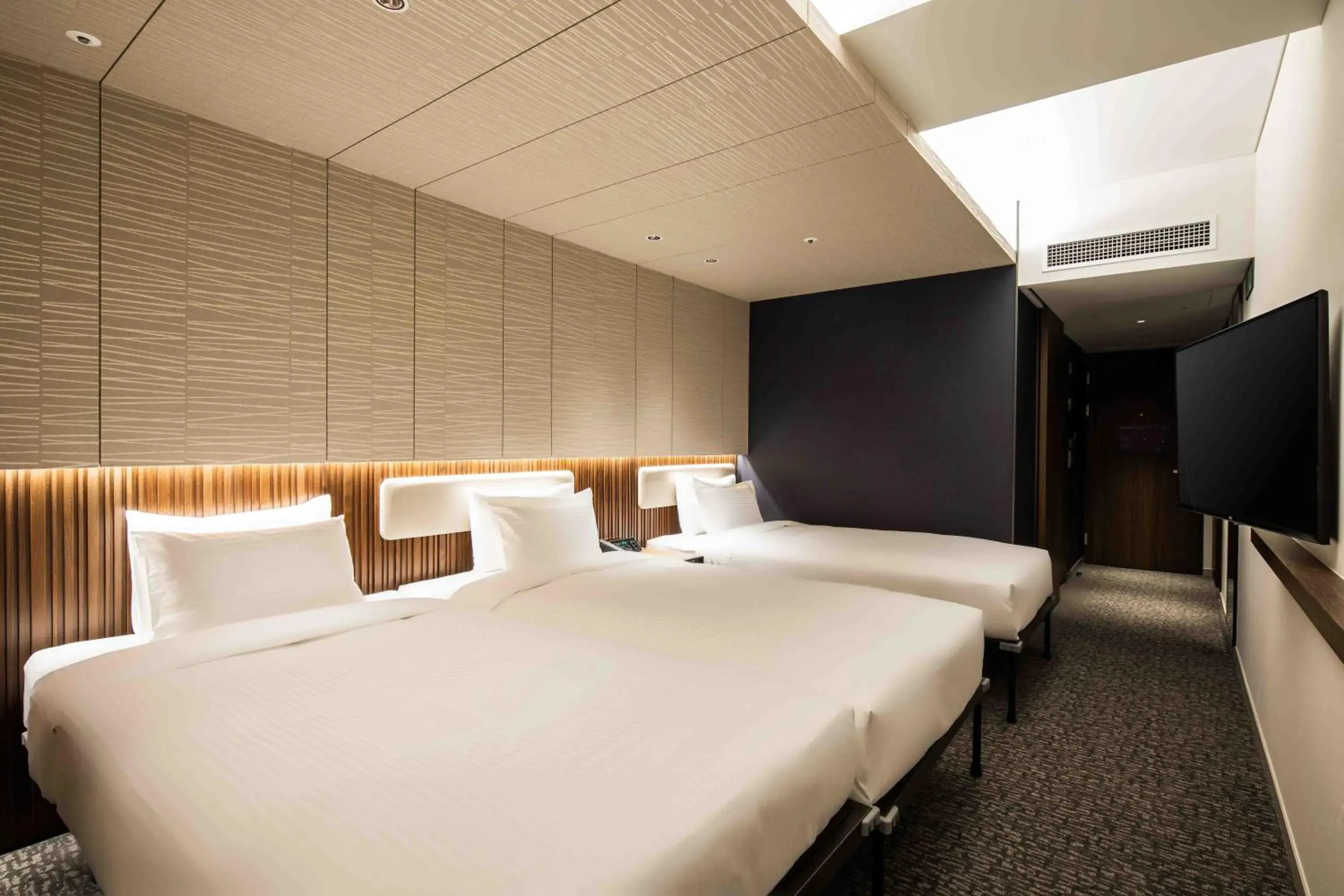 Photo of the whole room, Bed in Sotetsu Fresa Inn Seoul Myeong-dong Photo of the whole room, Bed in Sotetsu Fresa Inn Seoul Myeong-dong