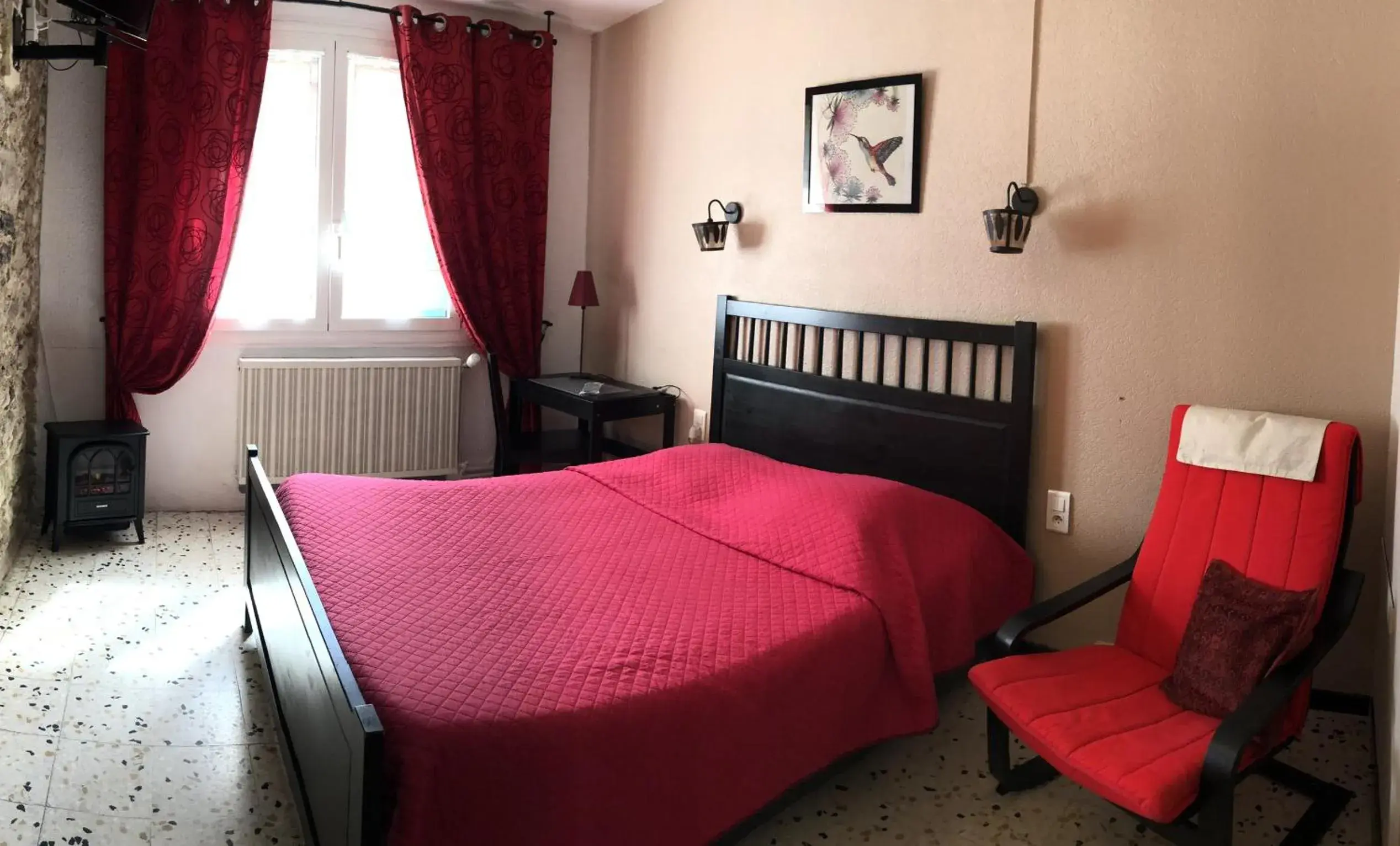 Bed in cit'hotel Hotel Las Cigalas Bed in cit'hotel Hotel Las Cigalas