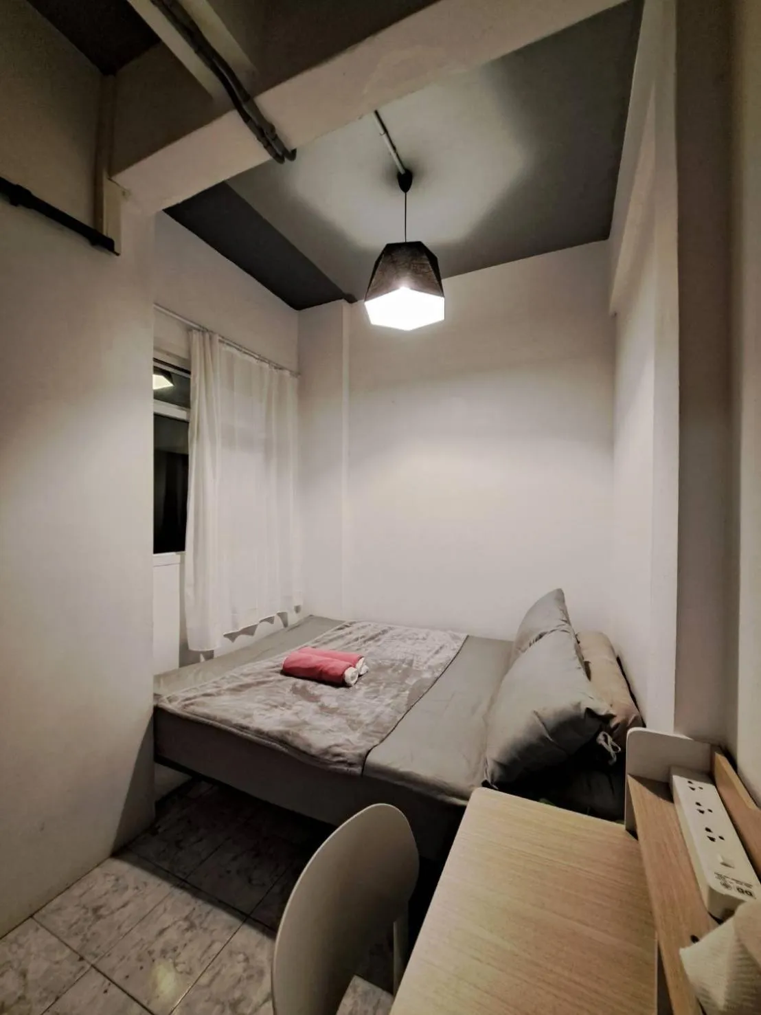 Bed in 8 SLEEPER STREET Guesthouse