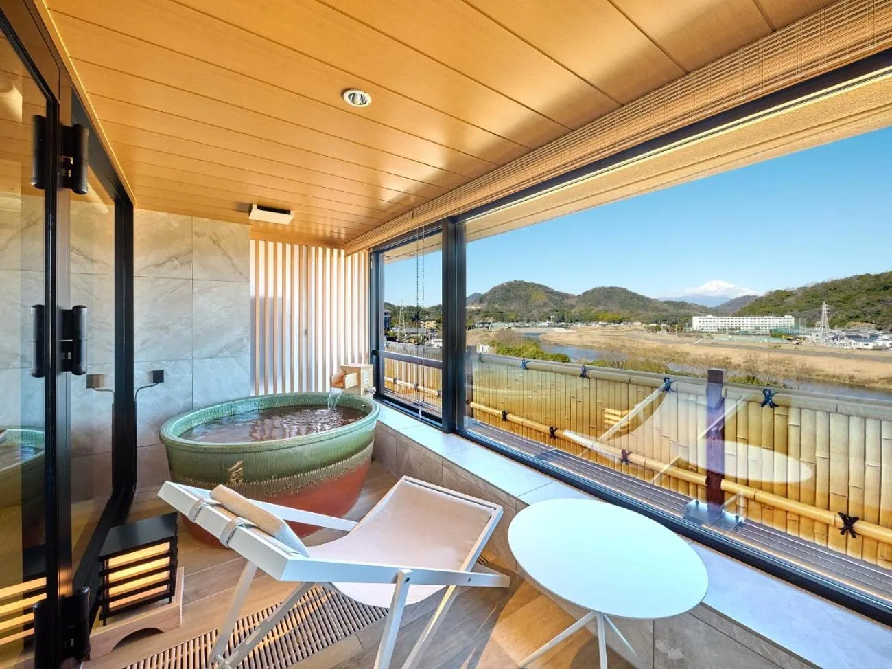 Hot Spring Bath in Fugaku Hanabusa