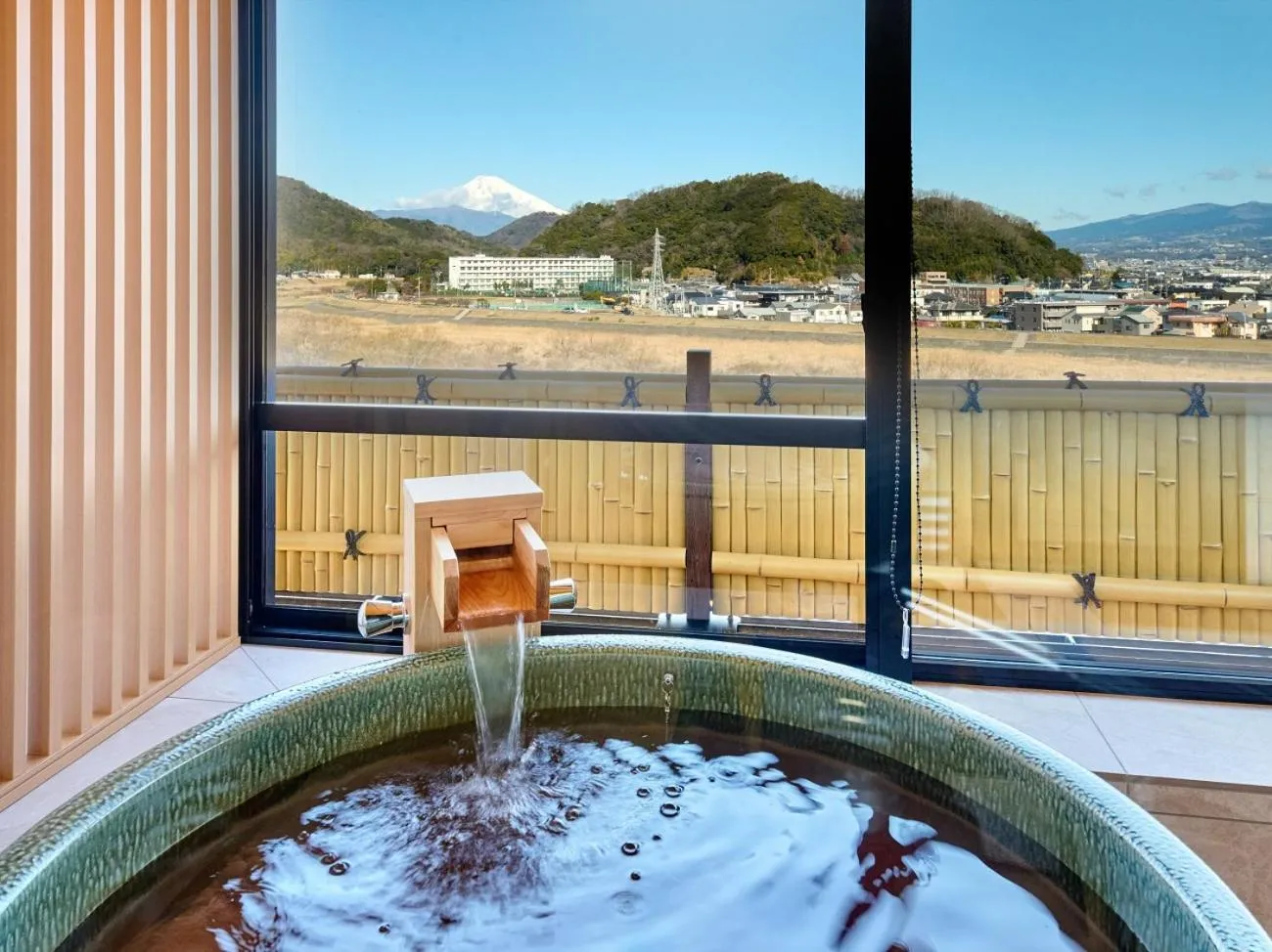 Hot Spring Bath in Fugaku Hanabusa