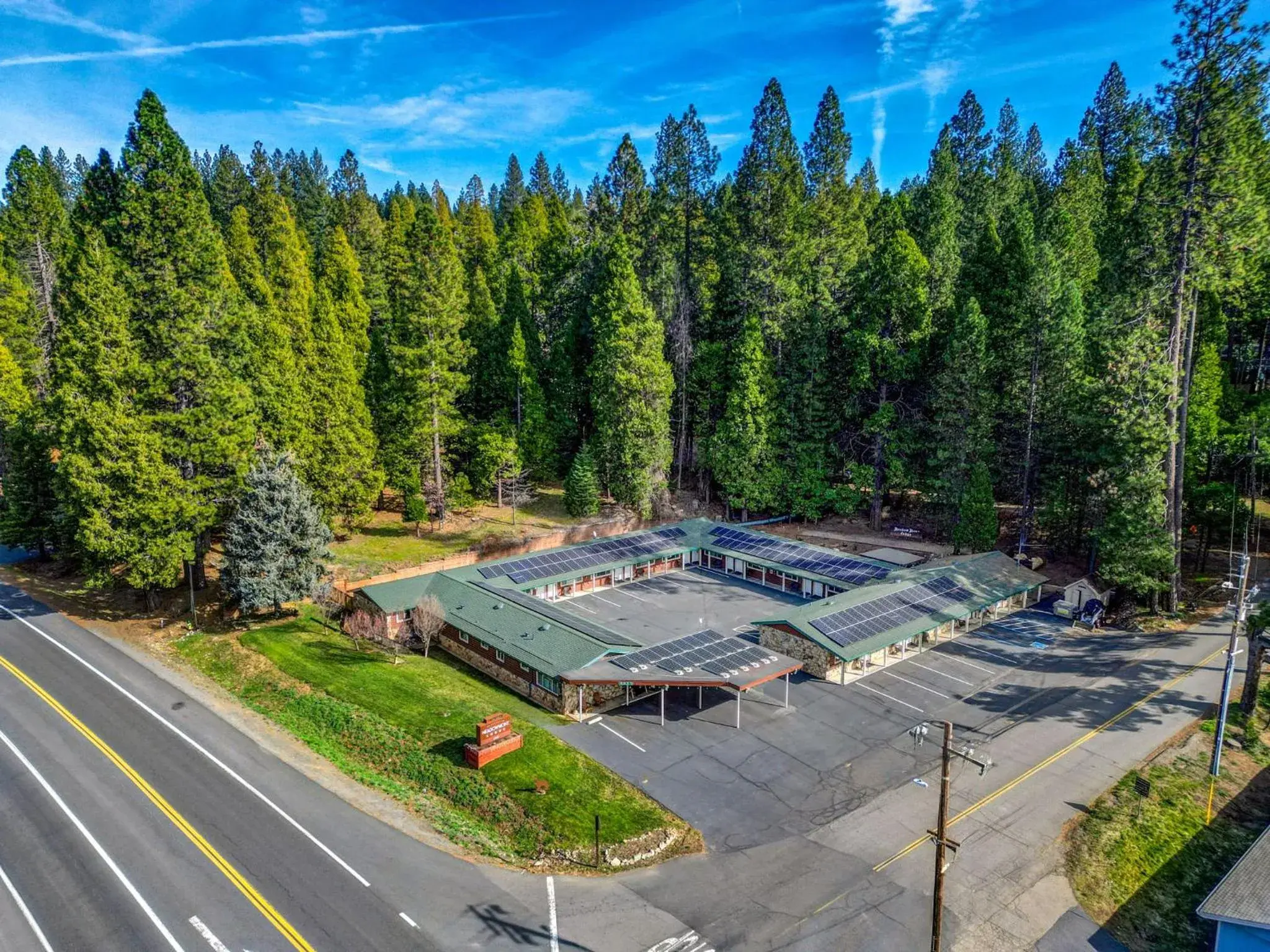 Property building in Arnold Meadowmont Lodge Property building in Arnold Meadowmont Lodge