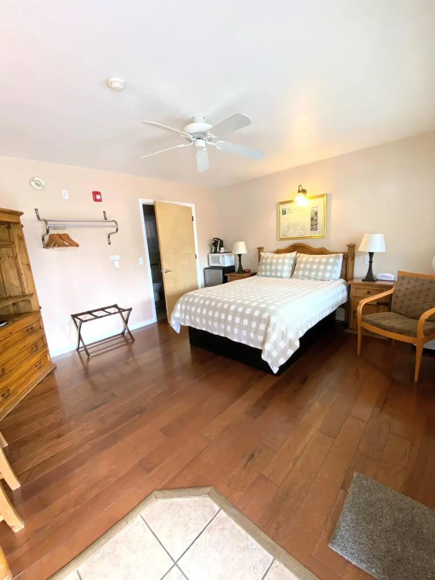 Bedroom, Bed in Arnold Meadowmont Lodge Bedroom, Bed in Arnold Meadowmont Lodge