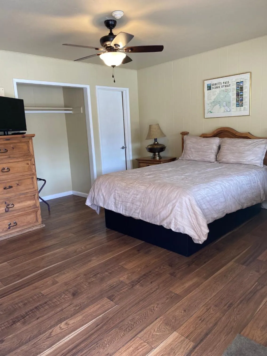 Bedroom, Bed in Arnold Meadowmont Lodge
