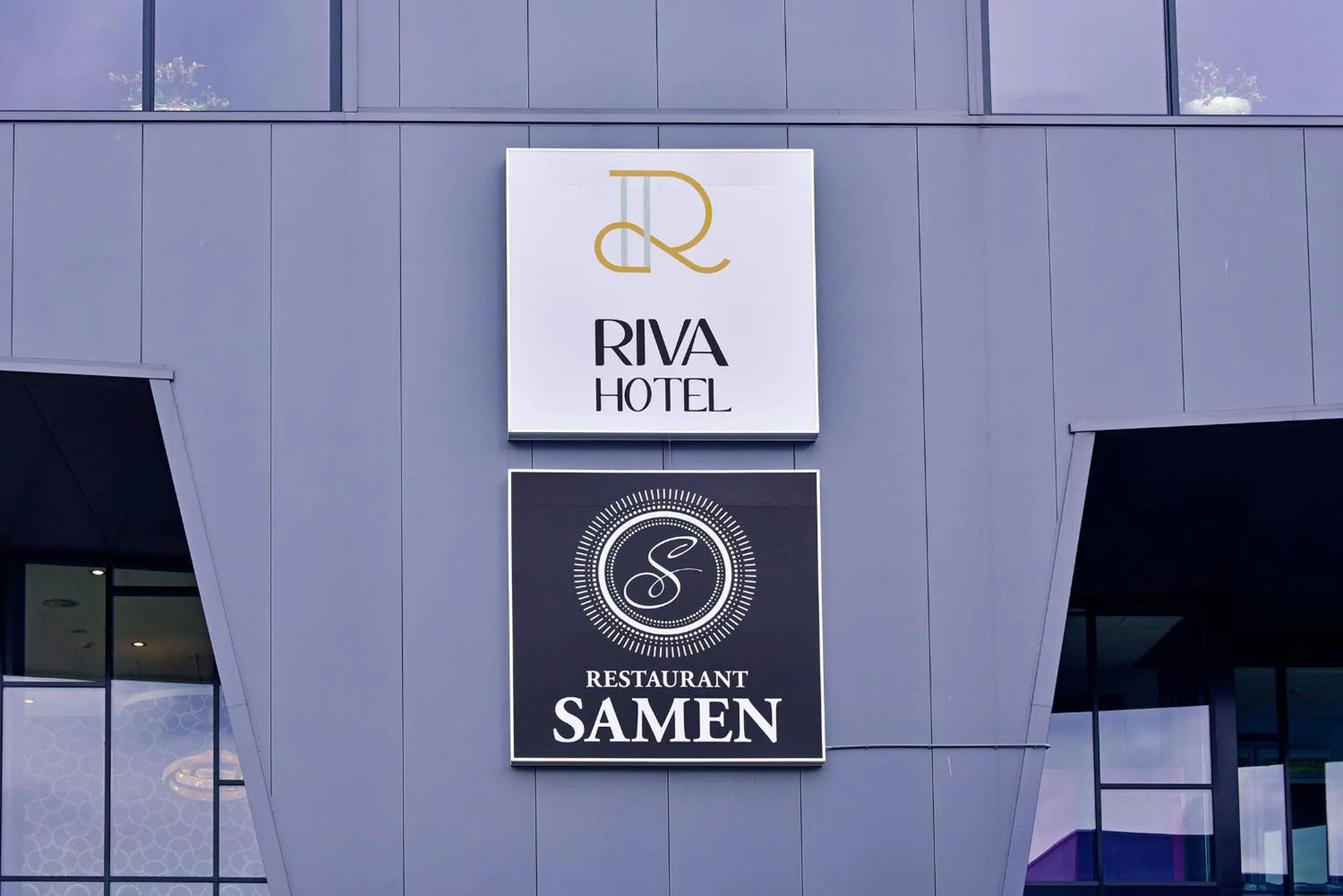 Property logo or sign in Riva hotel Den Haag - Delft