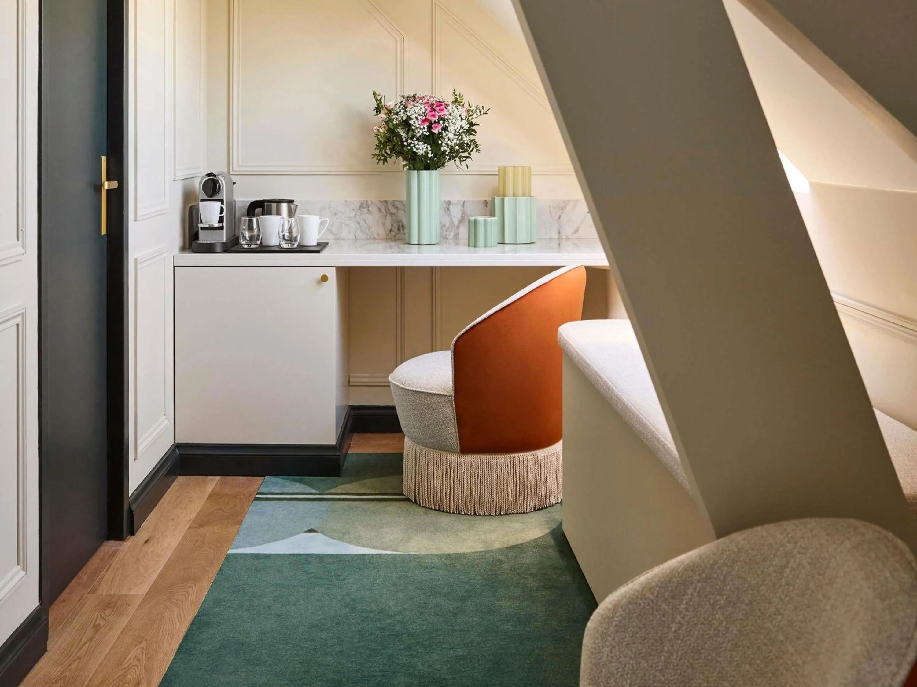 Bedroom in l'Echiquier Opéra Hotel Paris - MGallery Collection