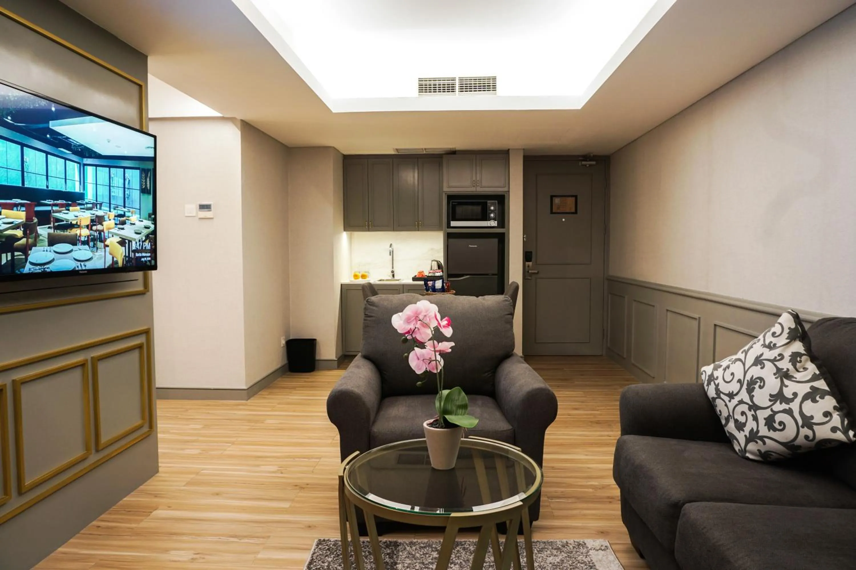 TV and multimedia in Barito Mansion