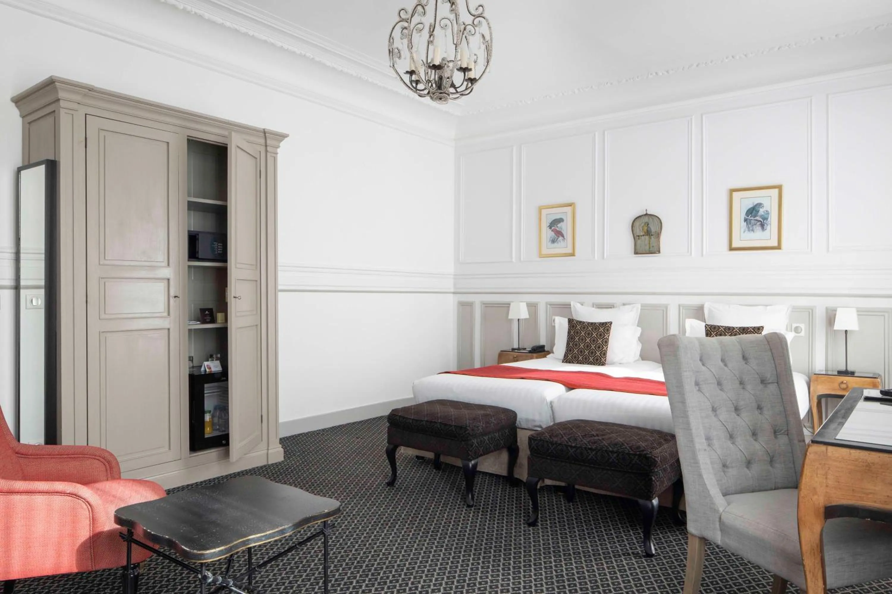 Bed in Bradford Elysées - Astotel