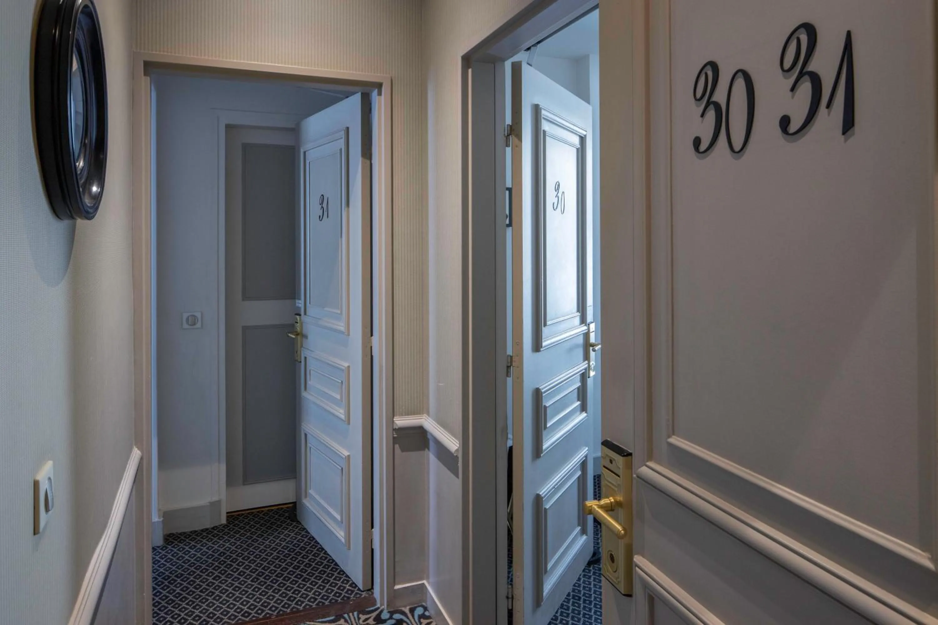 Family in Bradford Elysées - Astotel