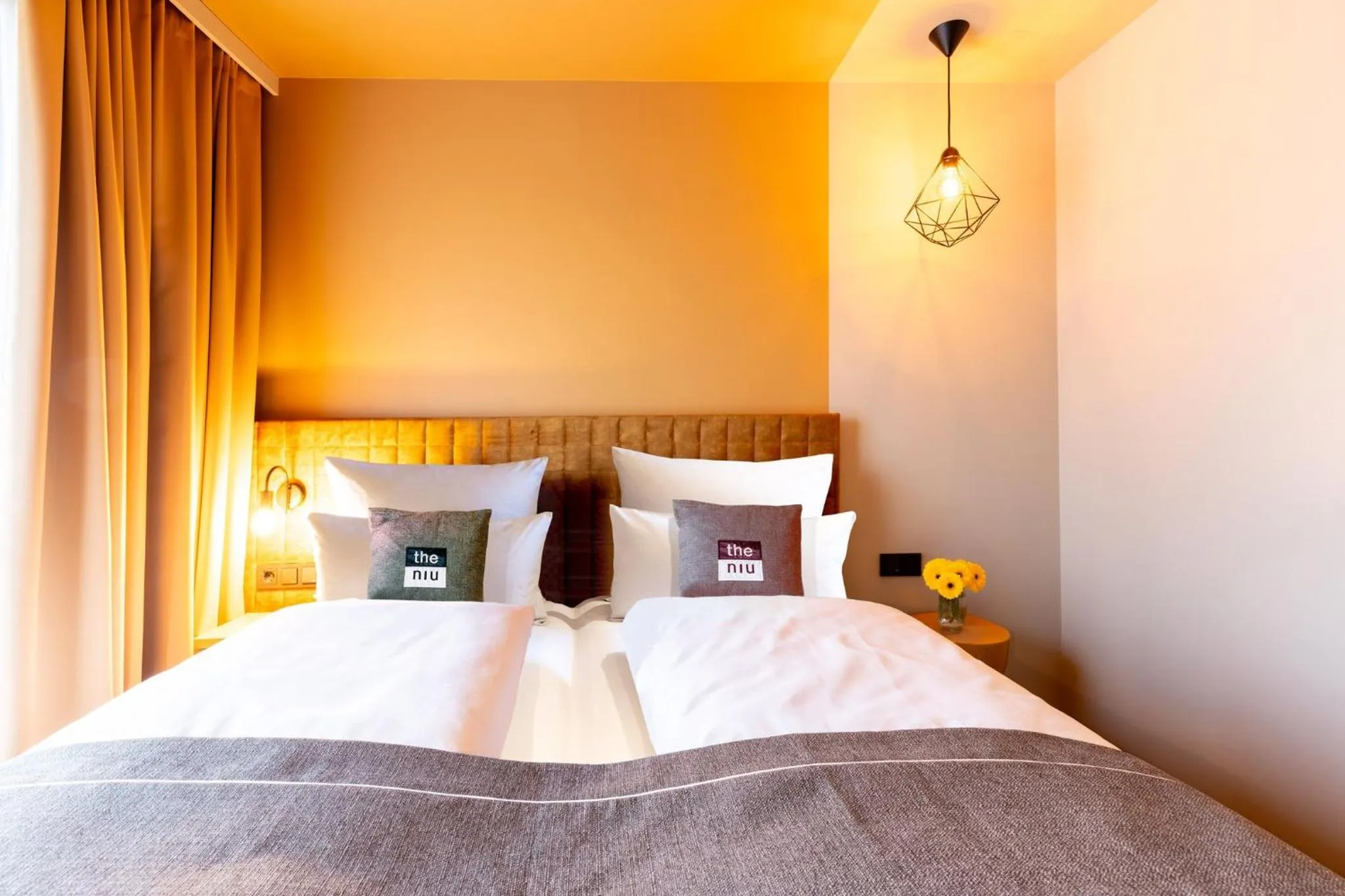 Photo of the whole room, Bed in Holiday Inn - the niu, Flux Passau by IHG