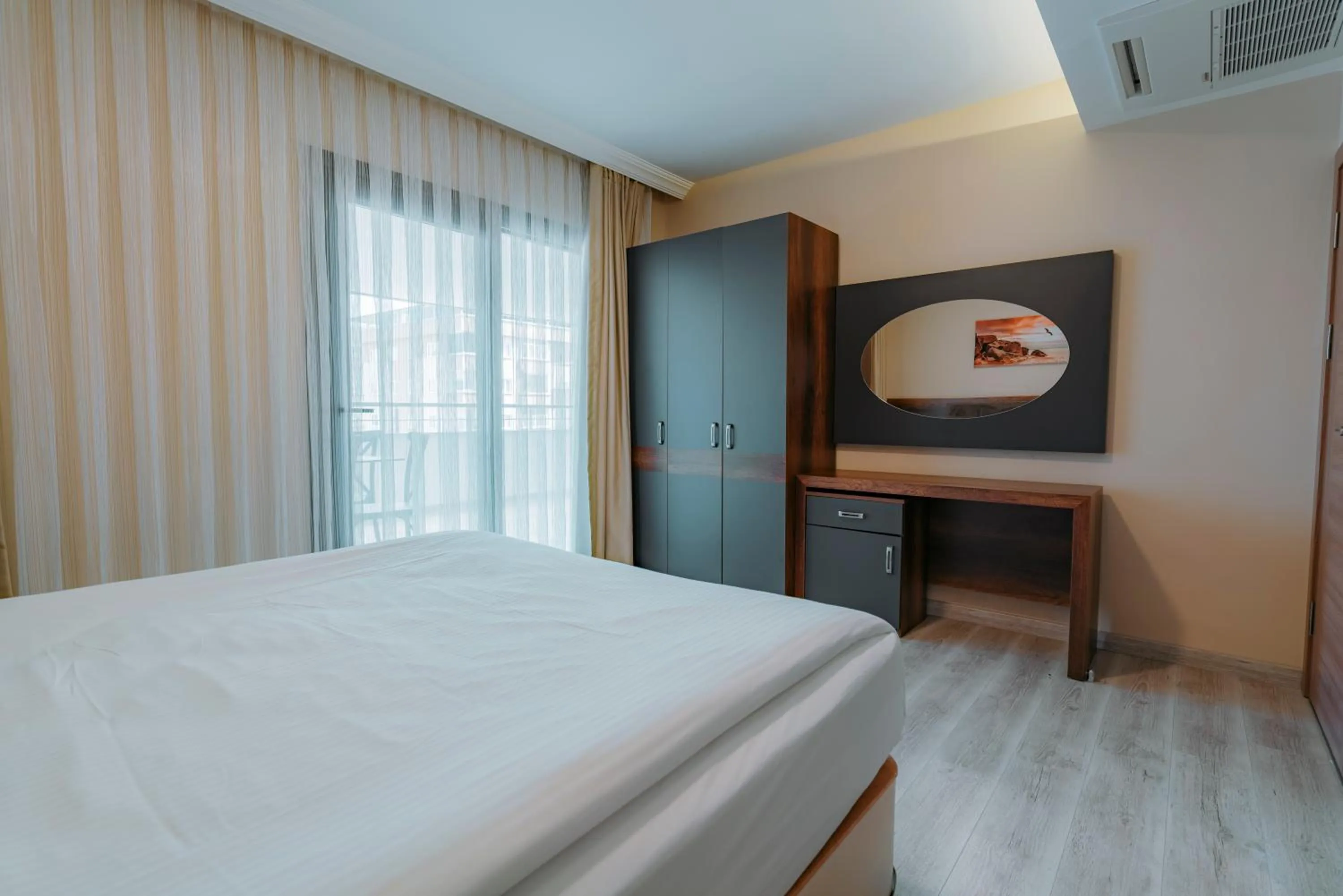 Empula Hotel & Residences