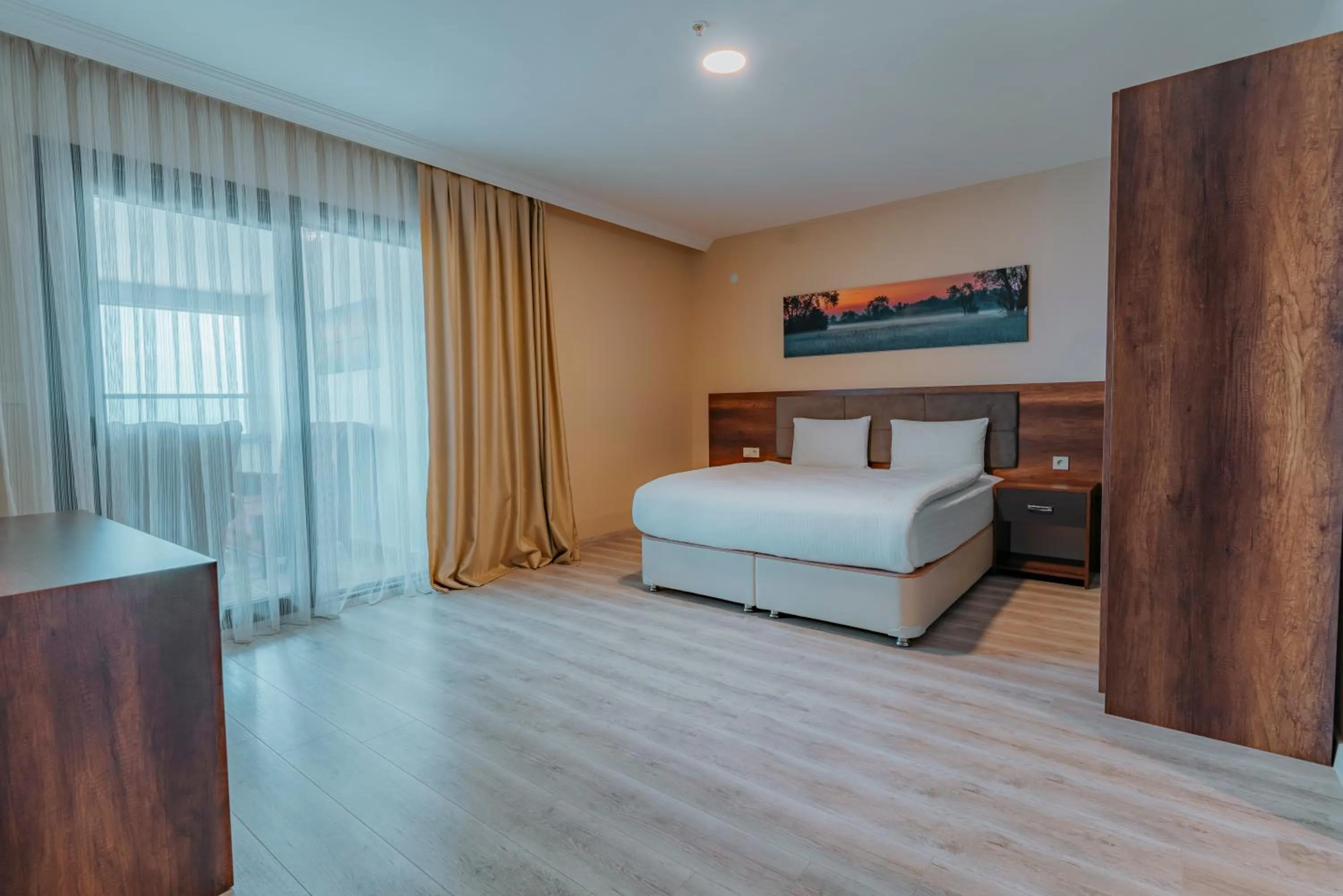 Empula Hotel & Residences