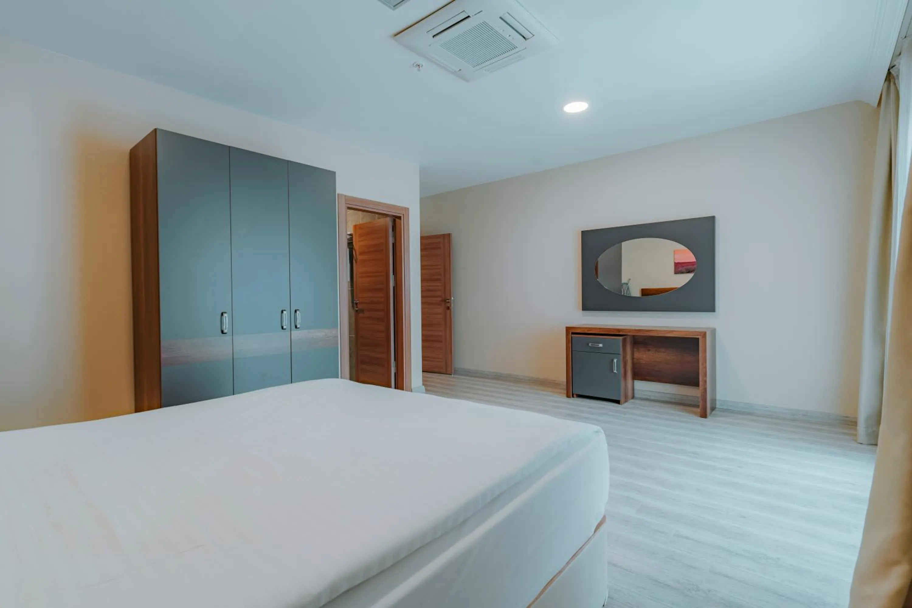 Empula Hotel & Residences