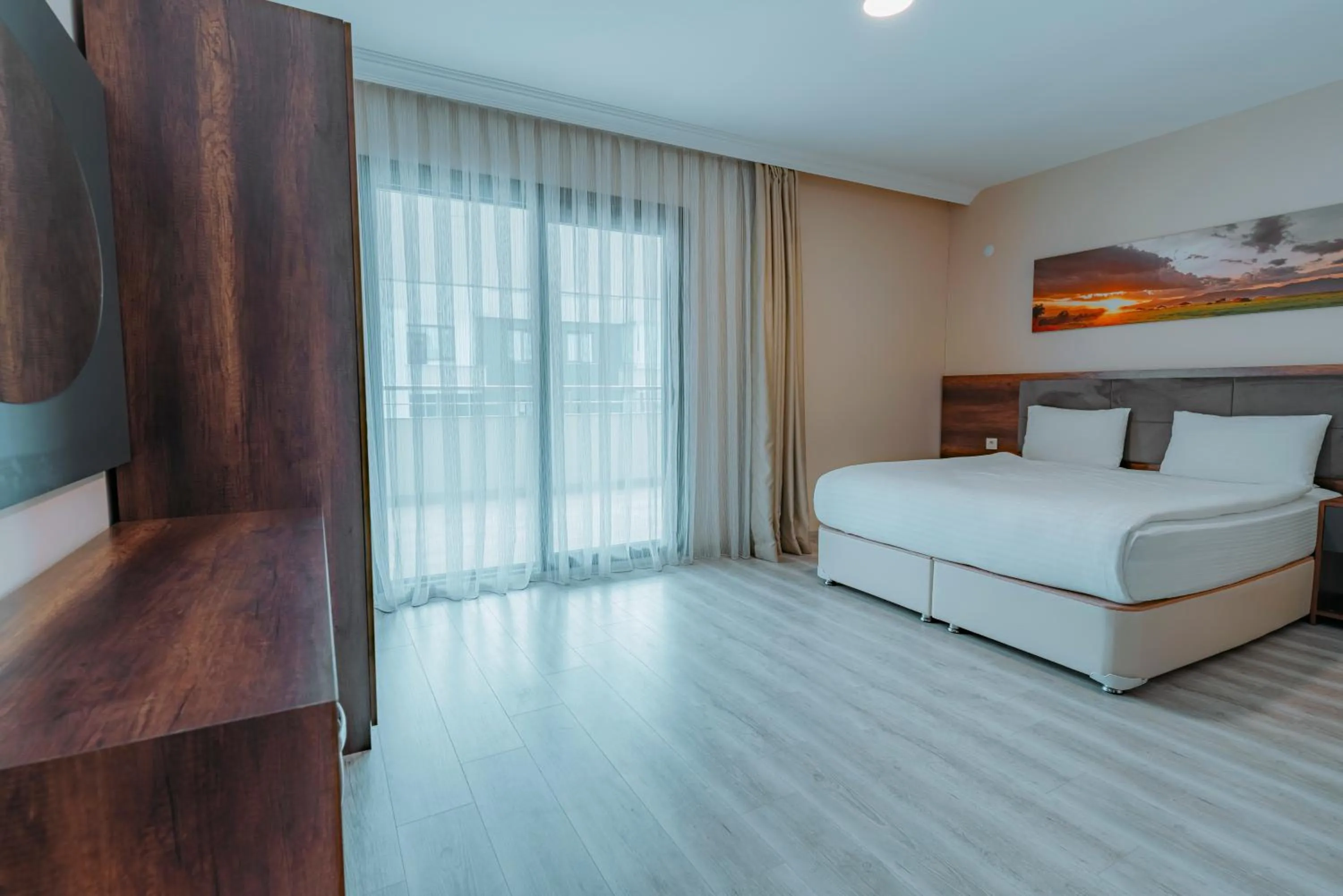 Empula Hotel & Residences