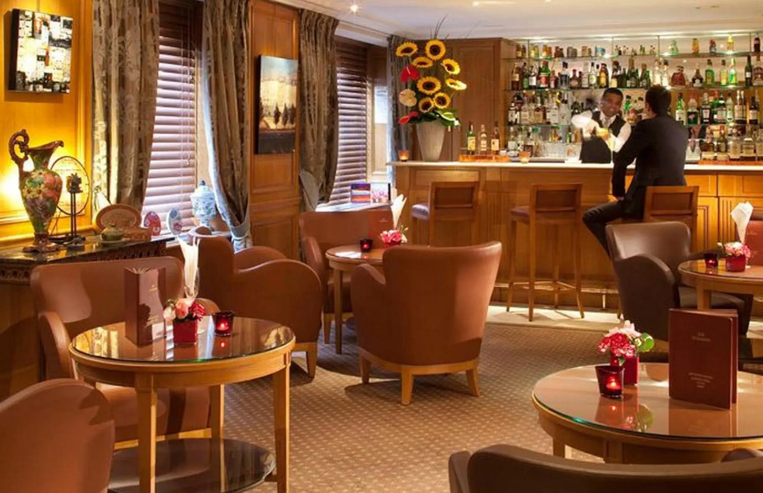 Lounge or bar in Hôtel Horset Opéra, Best Western Premier Collection Lounge or bar in Hôtel Horset Opéra, Best Western Premier Collection