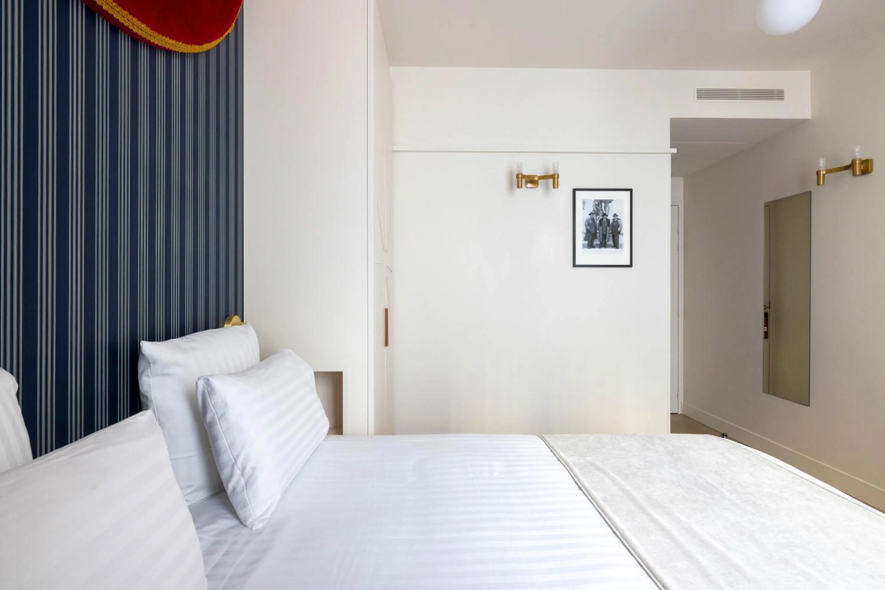 Bedroom, Bed in Hotel Astra Opera - Astotel