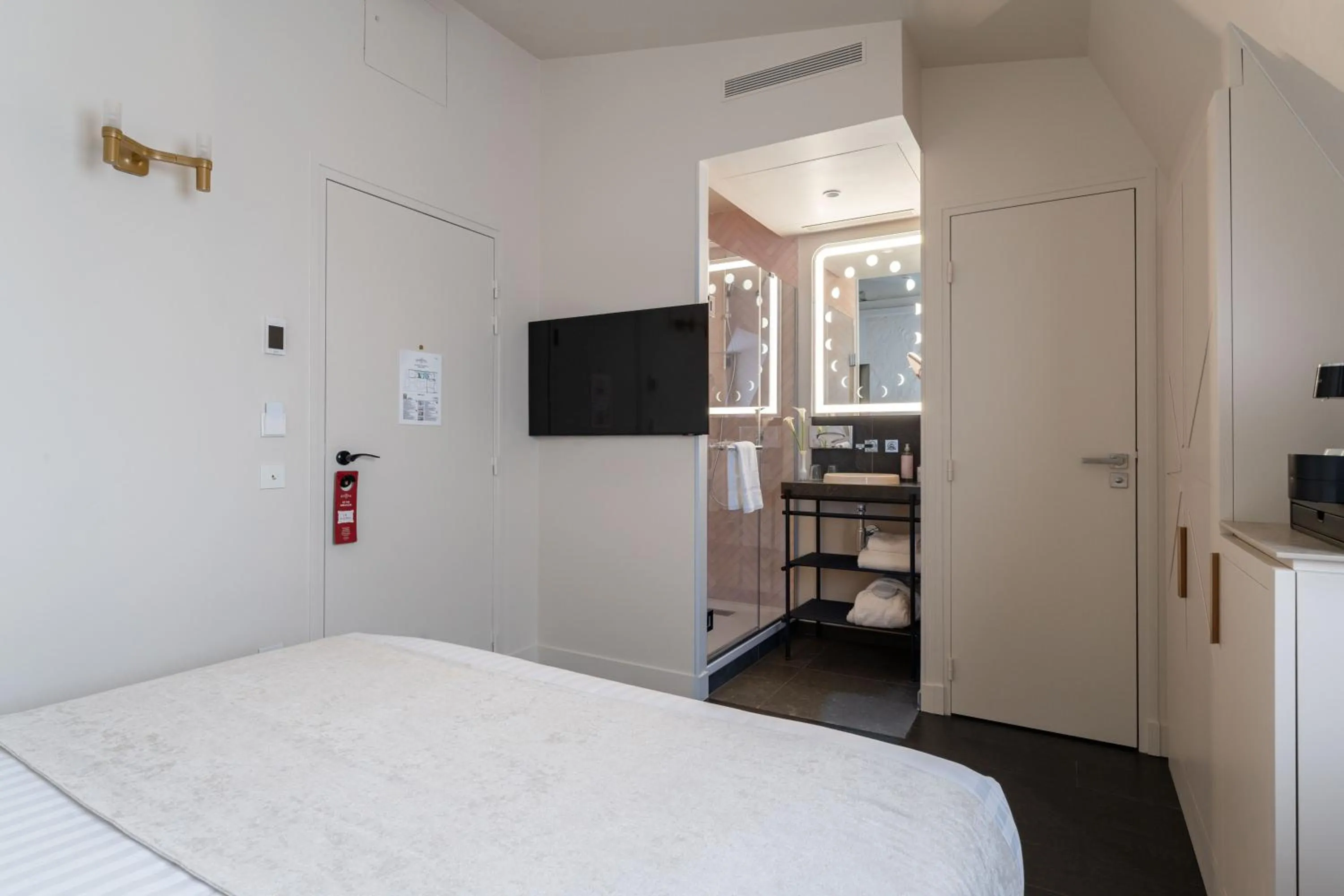 Bedroom, Bed in Hotel Astra Opera - Astotel