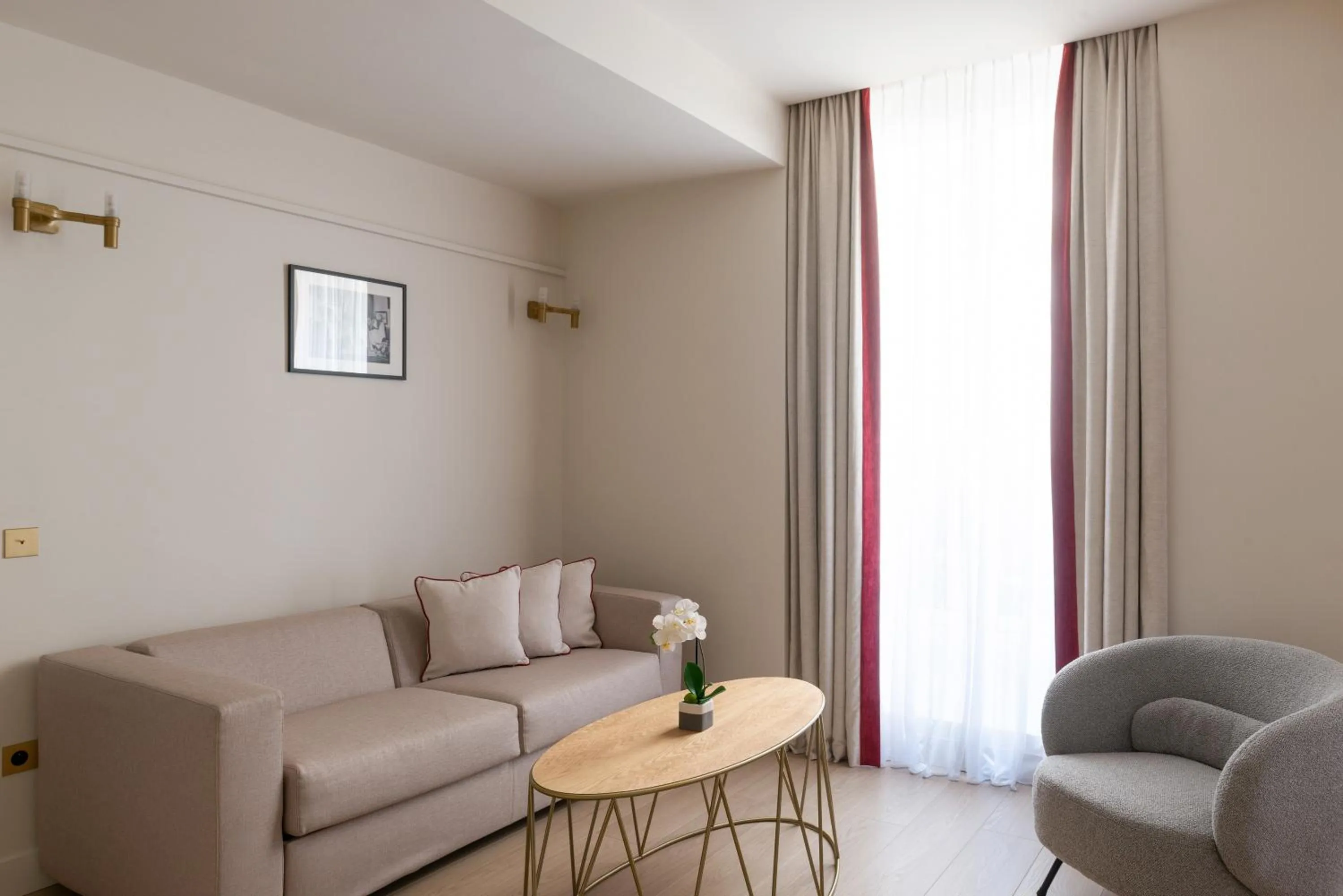 Seating area in Hotel Astra Opera - Astotel