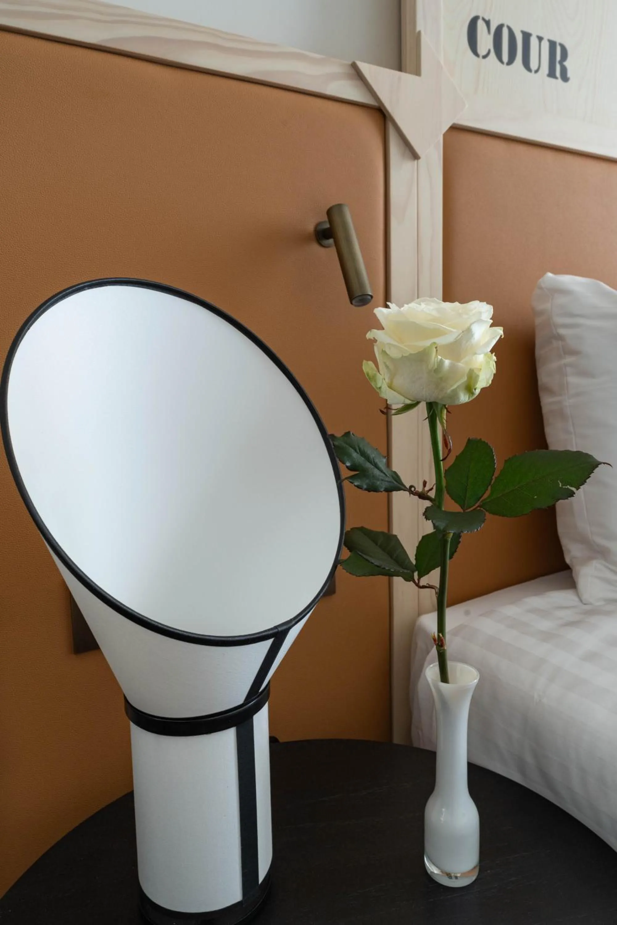 Decorative detail, Bed in Hotel Astra Opera - Astotel