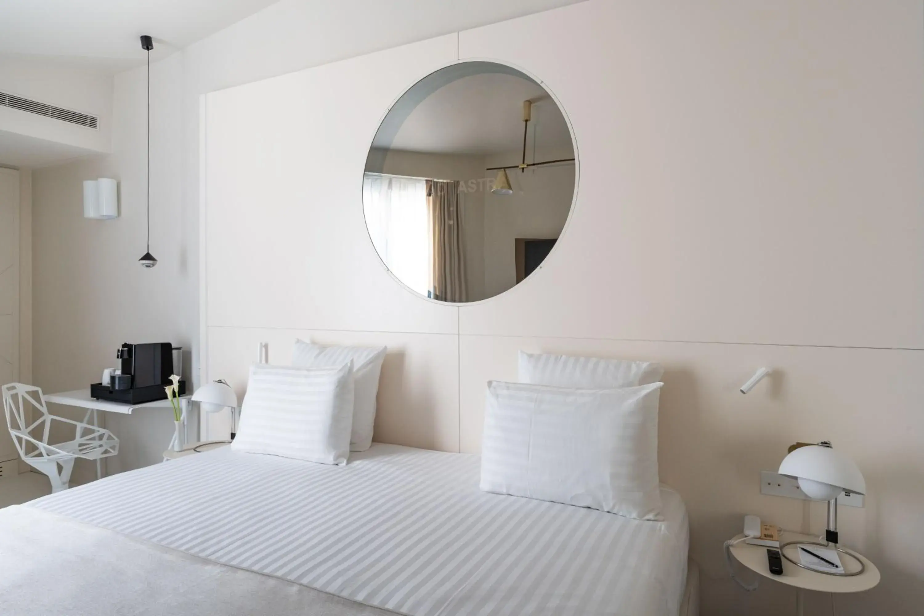 Bed in Hotel Astra Opera - Astotel Bed in Hotel Astra Opera - Astotel