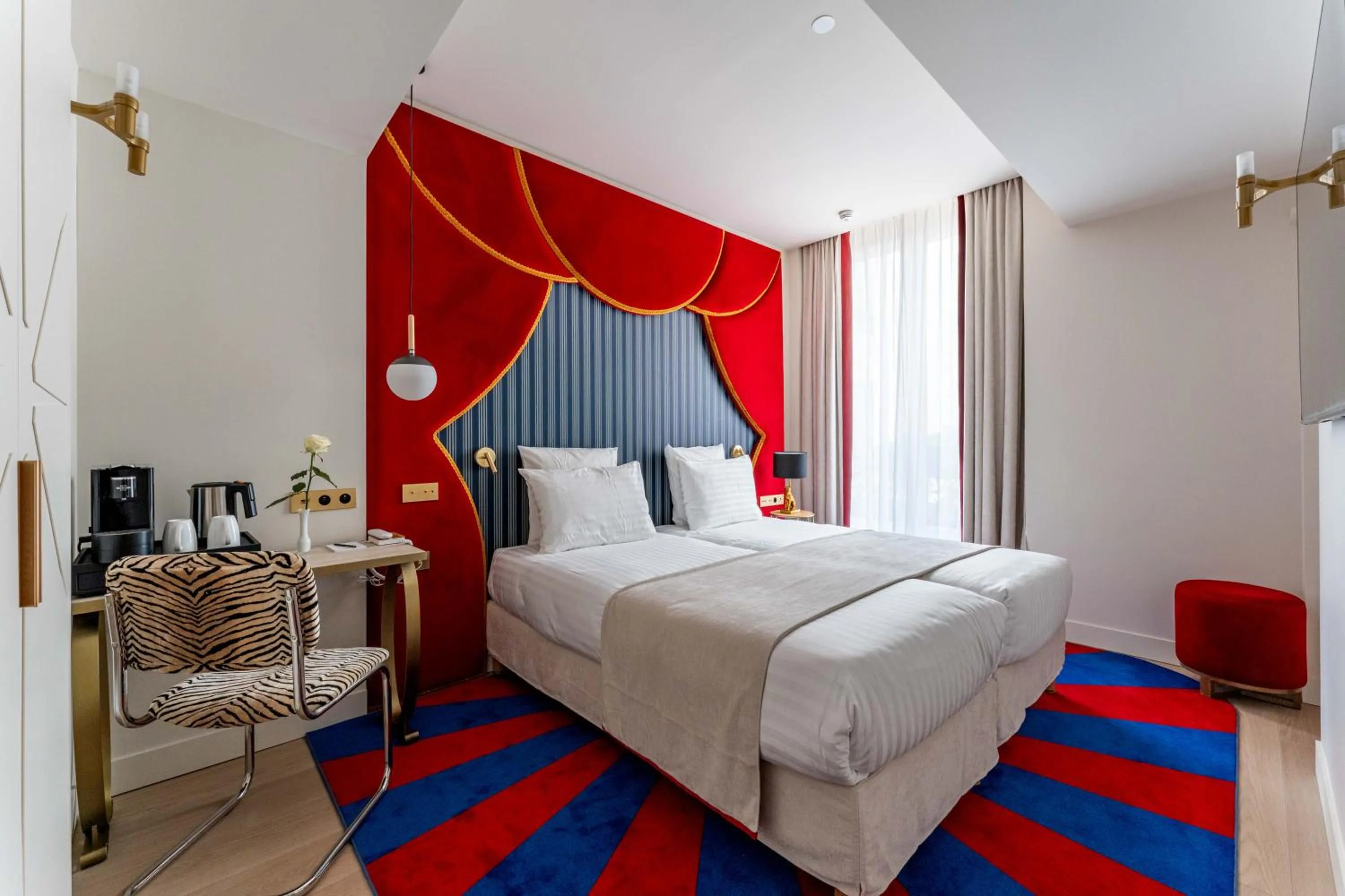 Bedroom, Bed in Hotel Astra Opera - Astotel