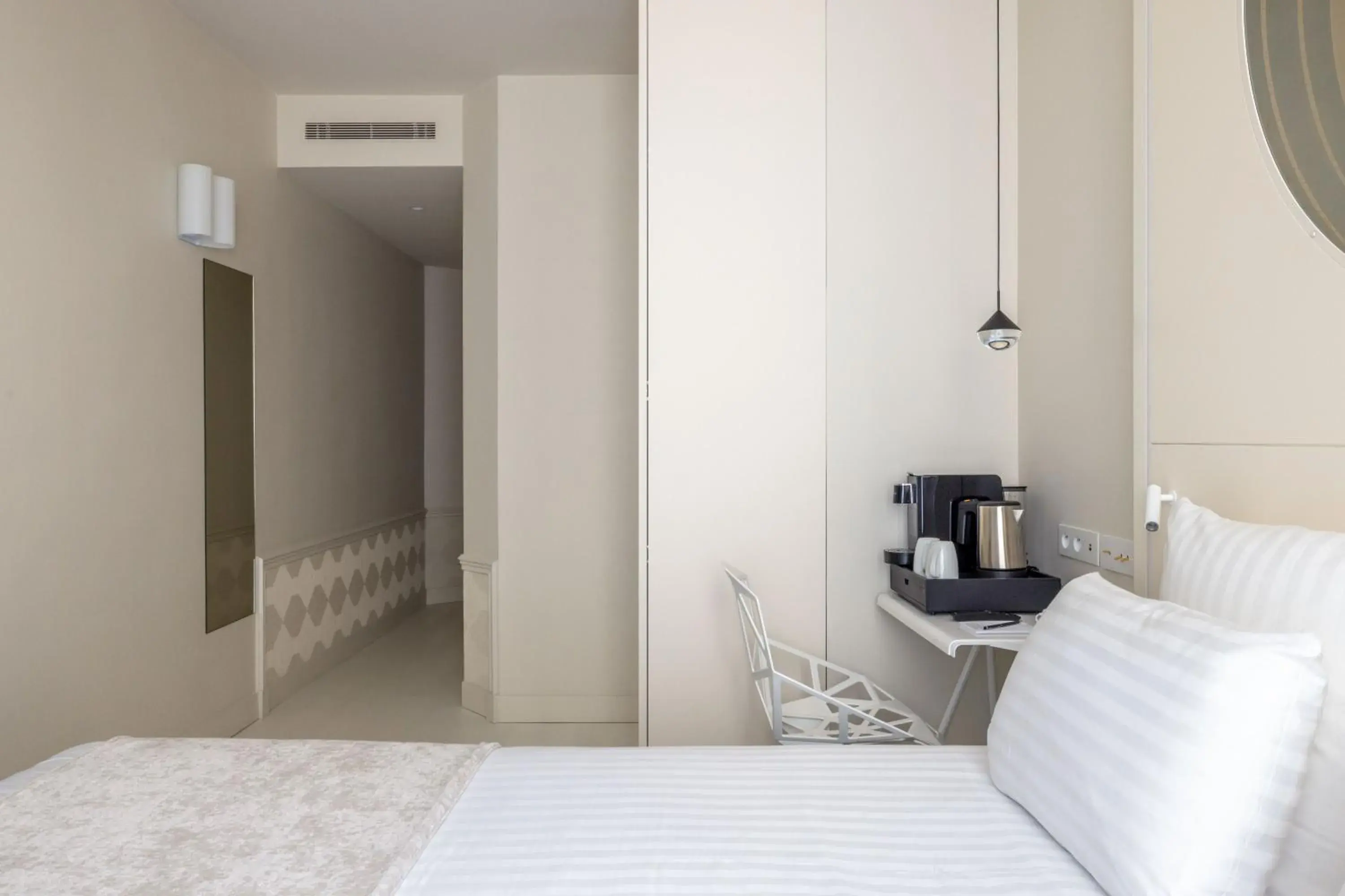 Superior Twin Room in Hotel Astra Opera - Astotel Superior Twin Room in Hotel Astra Opera - Astotel