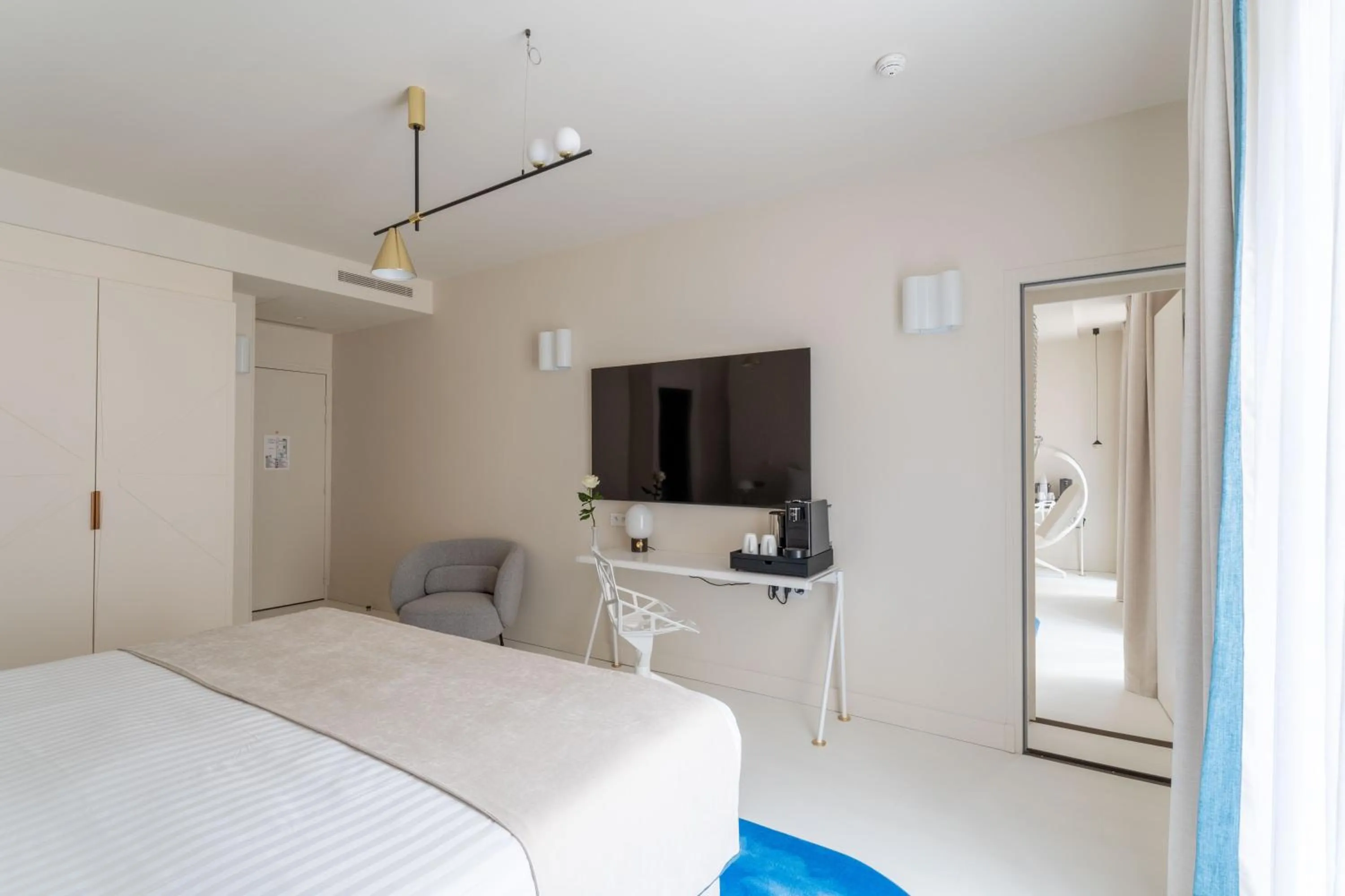 Bedroom, Bed in Hotel Astra Opera - Astotel