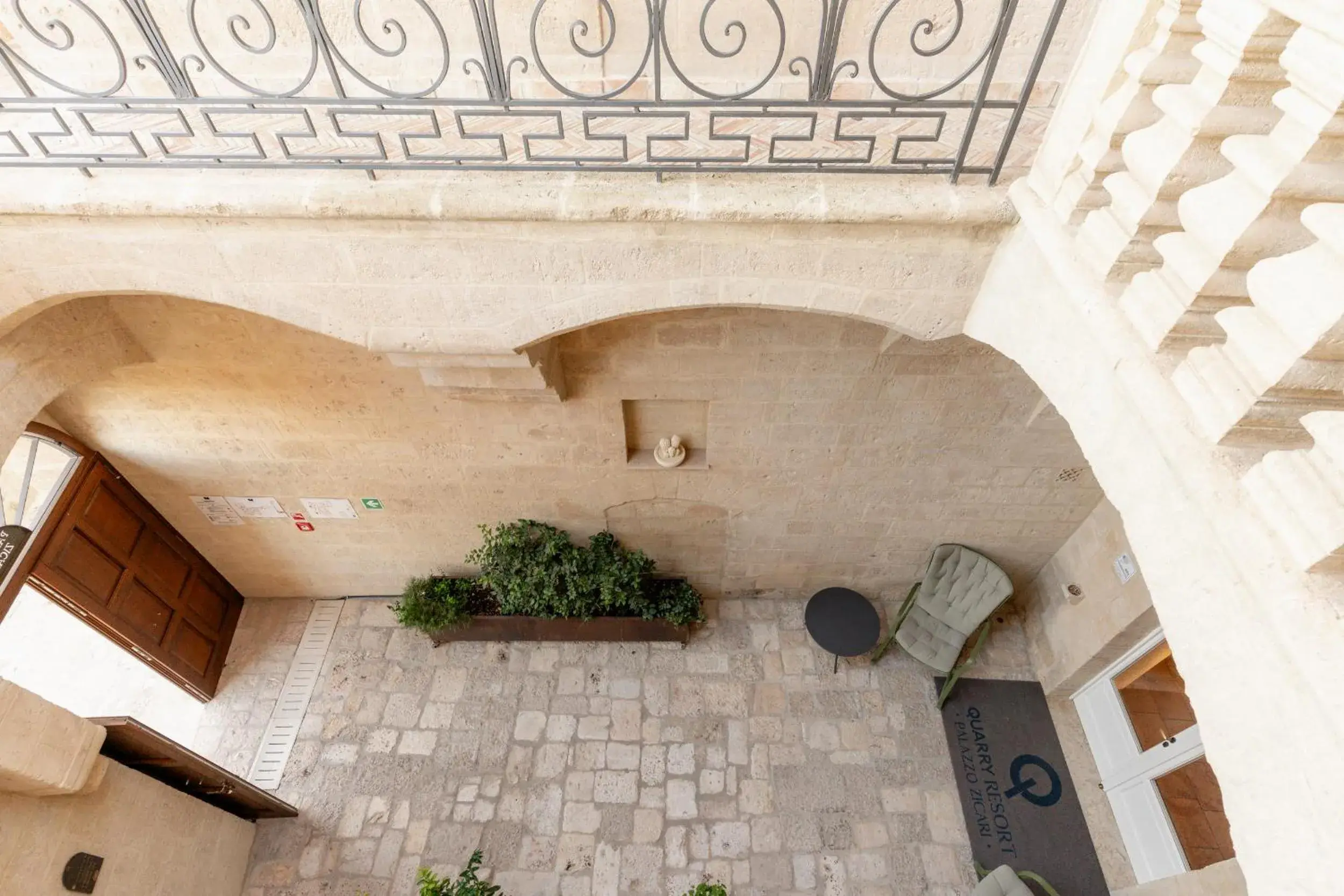 Facade/entrance in BV Quarry Matera Facade/entrance in BV Quarry Matera