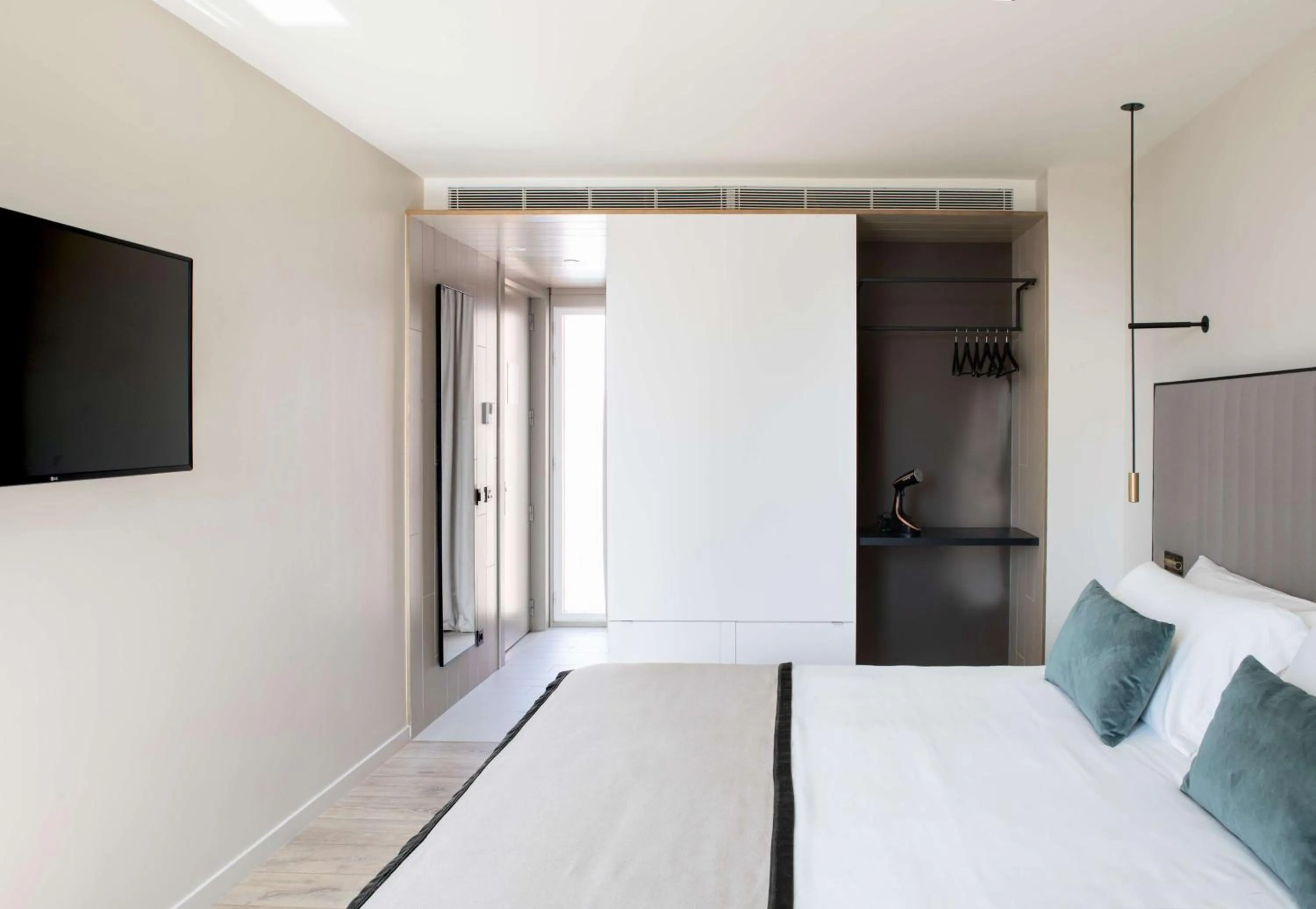 Bedroom, Bed in Occidental Barcelona 1929