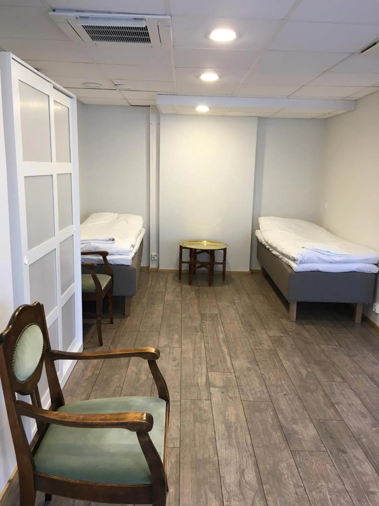 Bed in Hjalmar’s Hotel