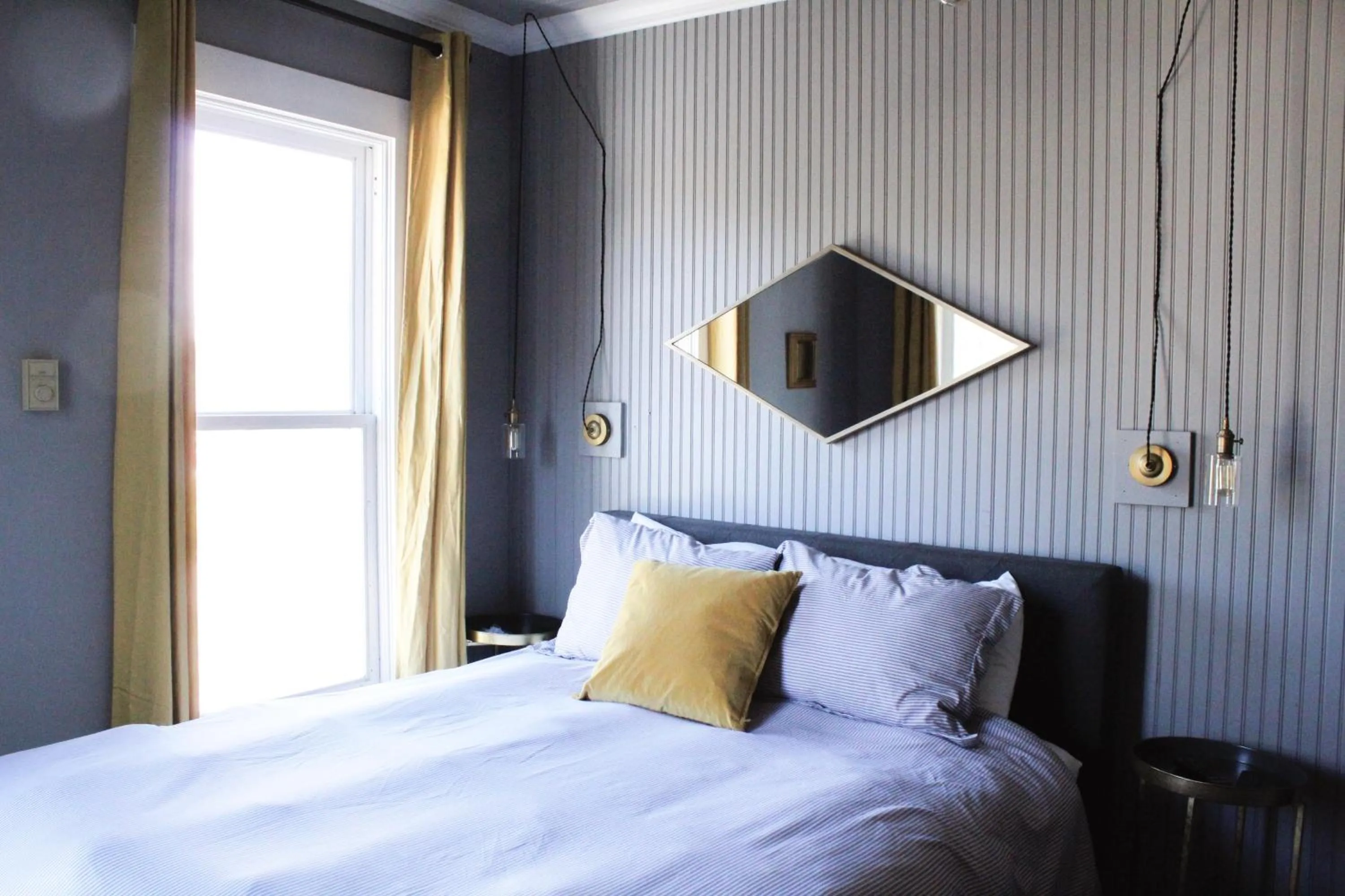 Bed in Shelburne Hotel