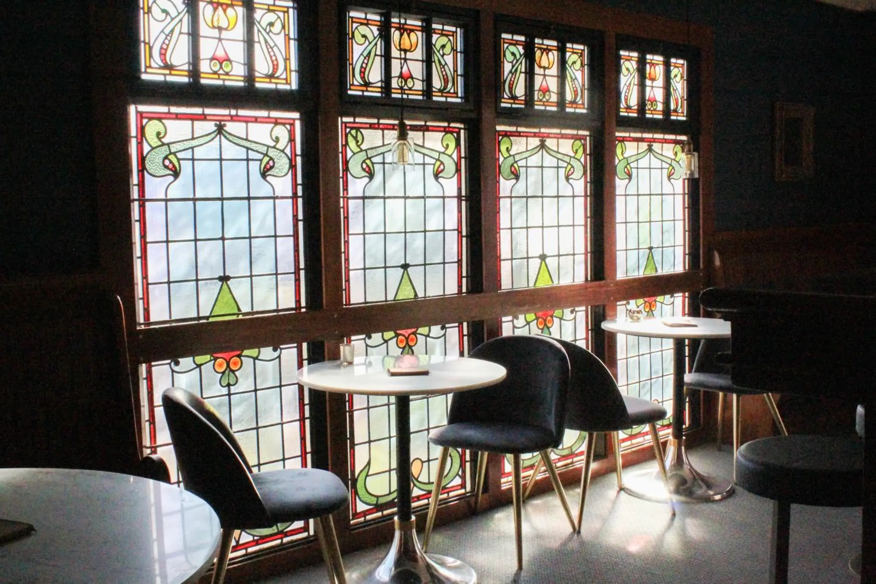 Restaurant/places to eat in Shelburne Hotel Restaurant/places to eat in Shelburne Hotel