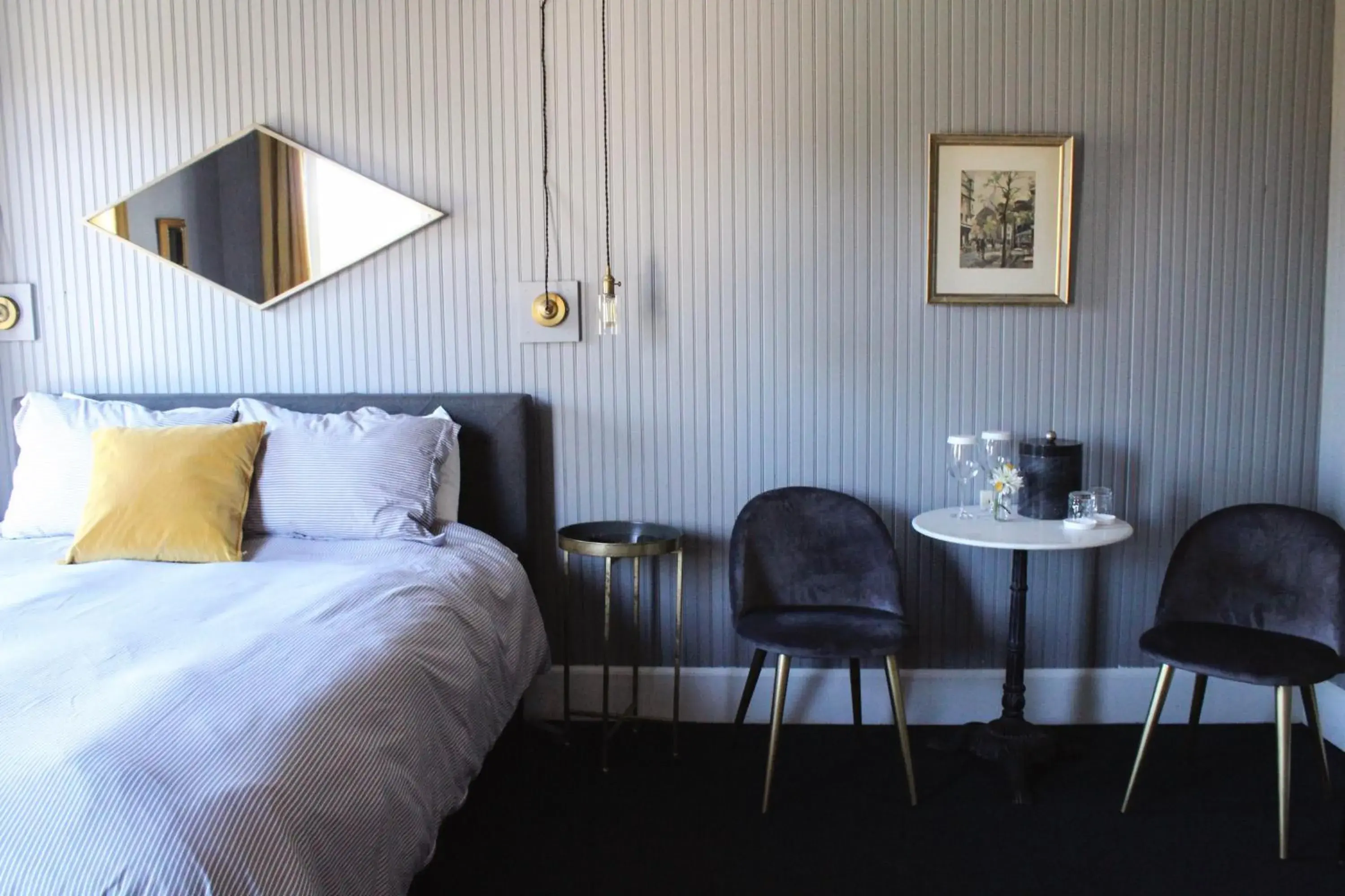 Bedroom, Bed in Shelburne Hotel Bedroom, Bed in Shelburne Hotel