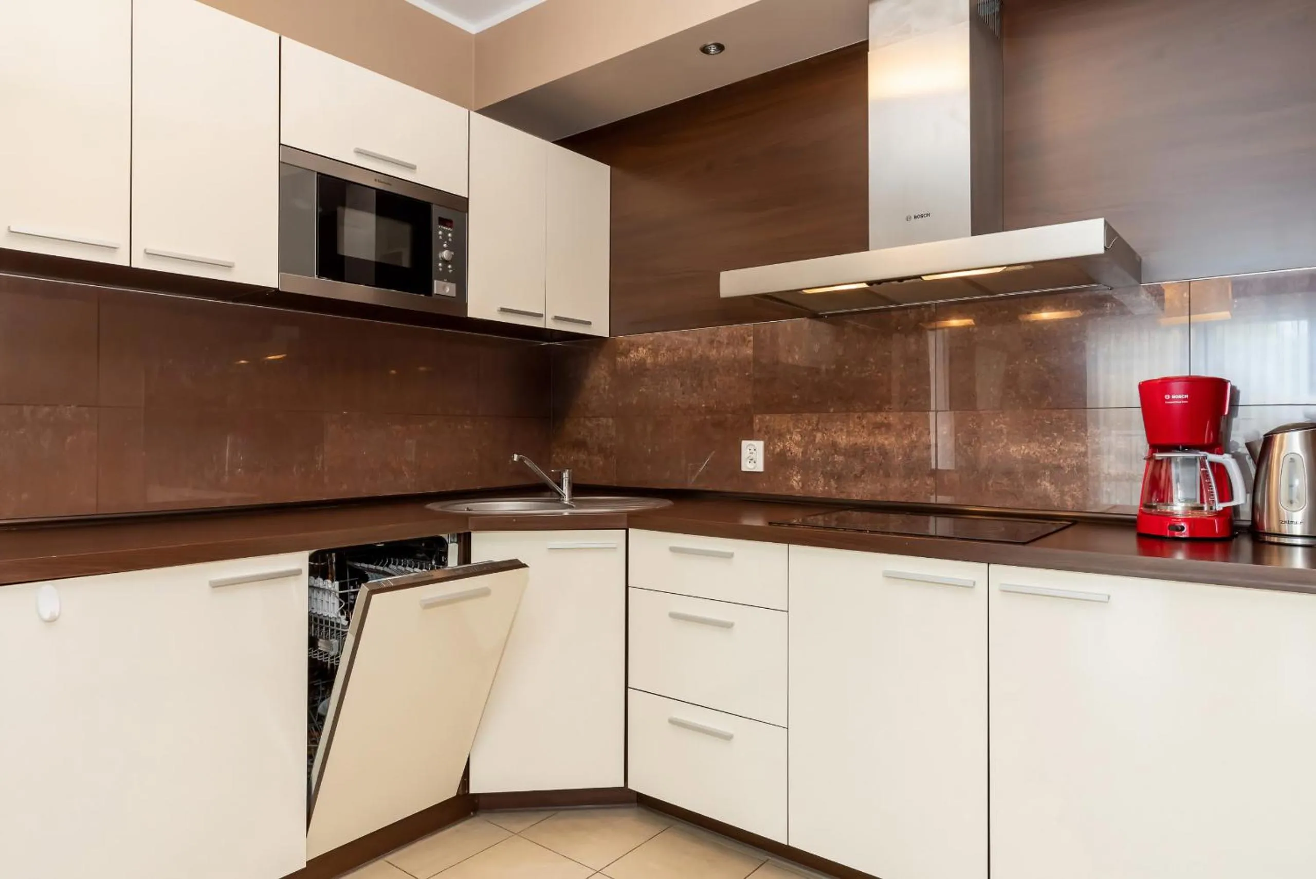 Kitchen or kitchenette in Apartamenty Aquarius by Noclegi Renters