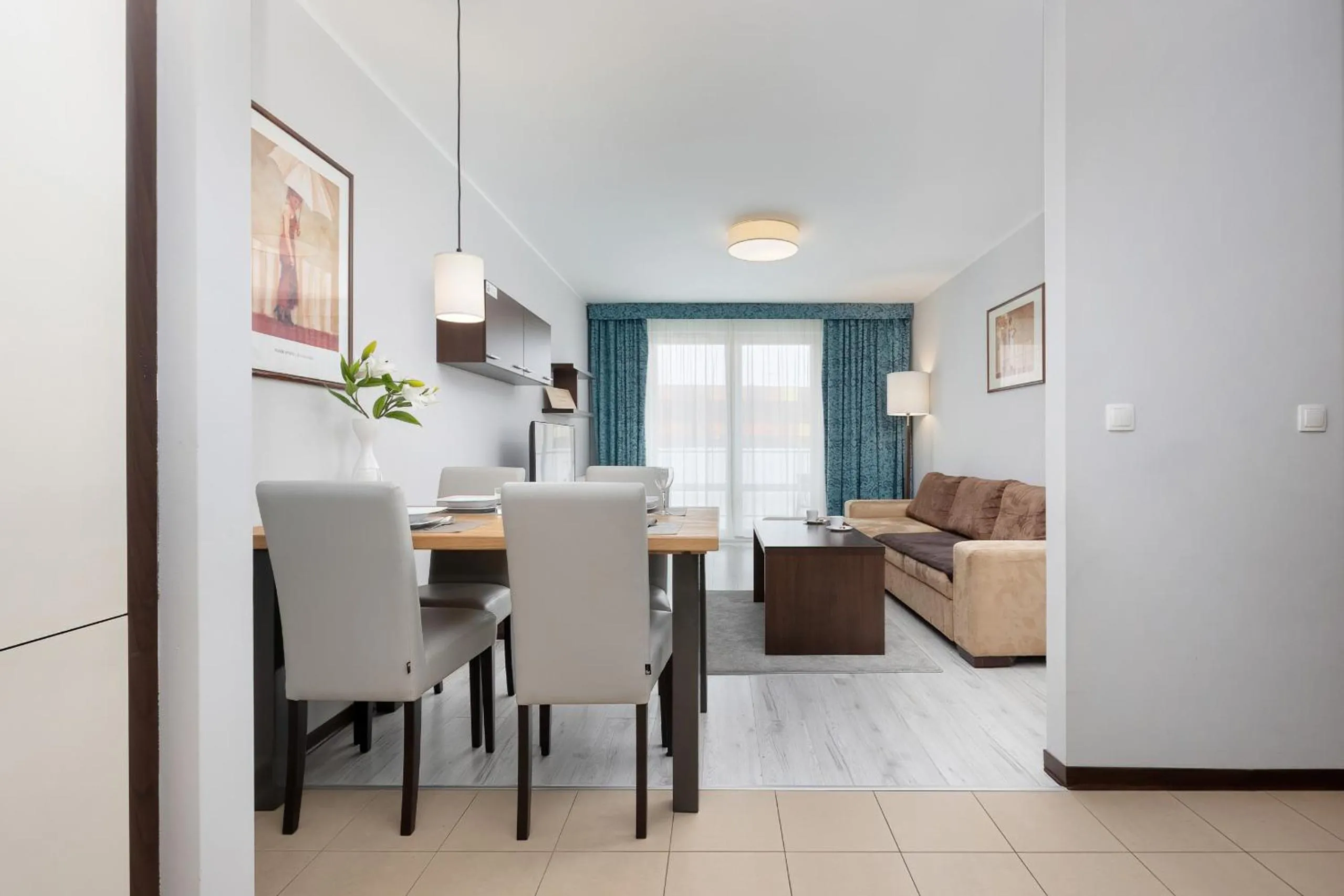 Communal lounge/ TV room in Apartamenty Aquarius by Noclegi Renters