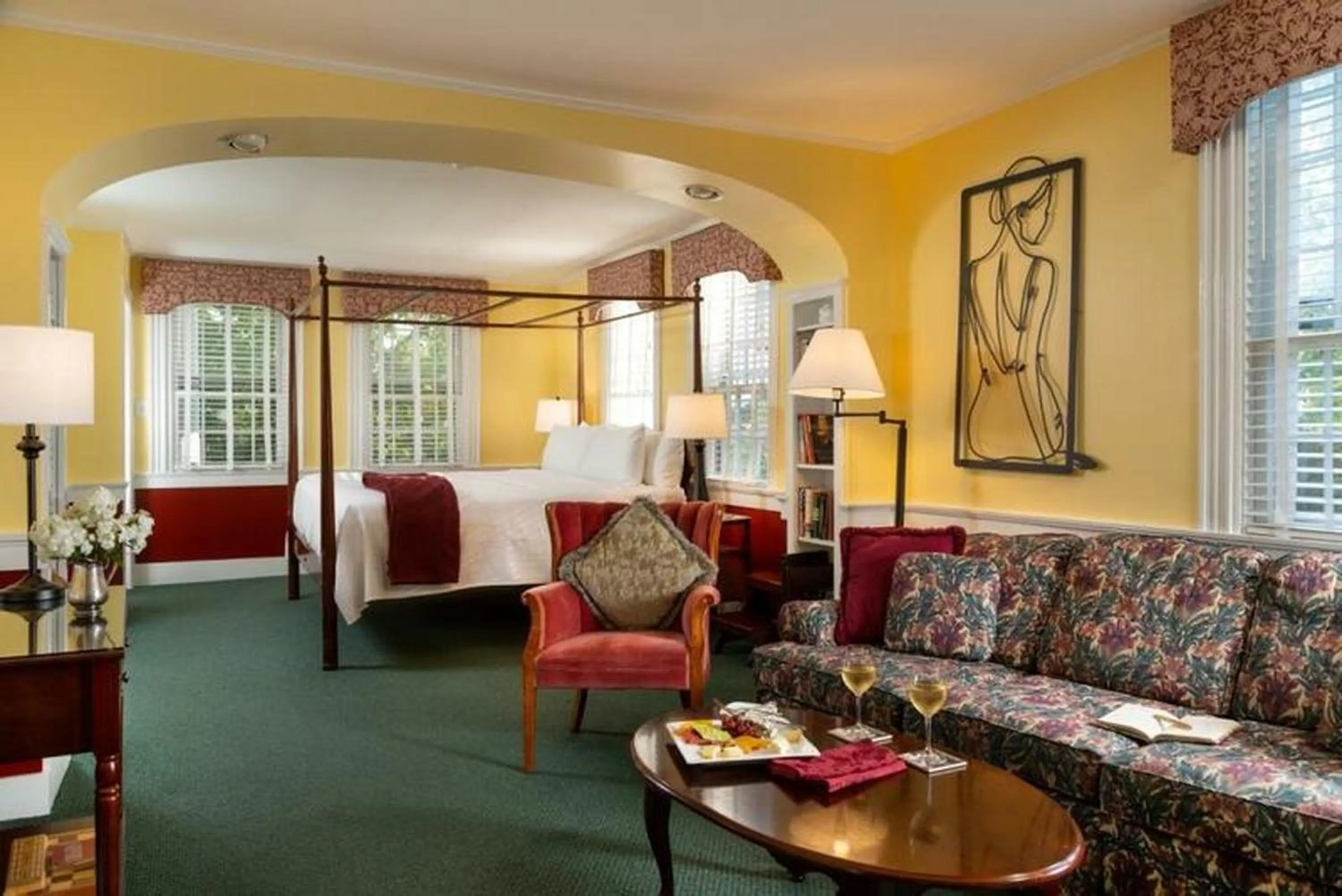 Bedroom in Rabbit Hill Inn