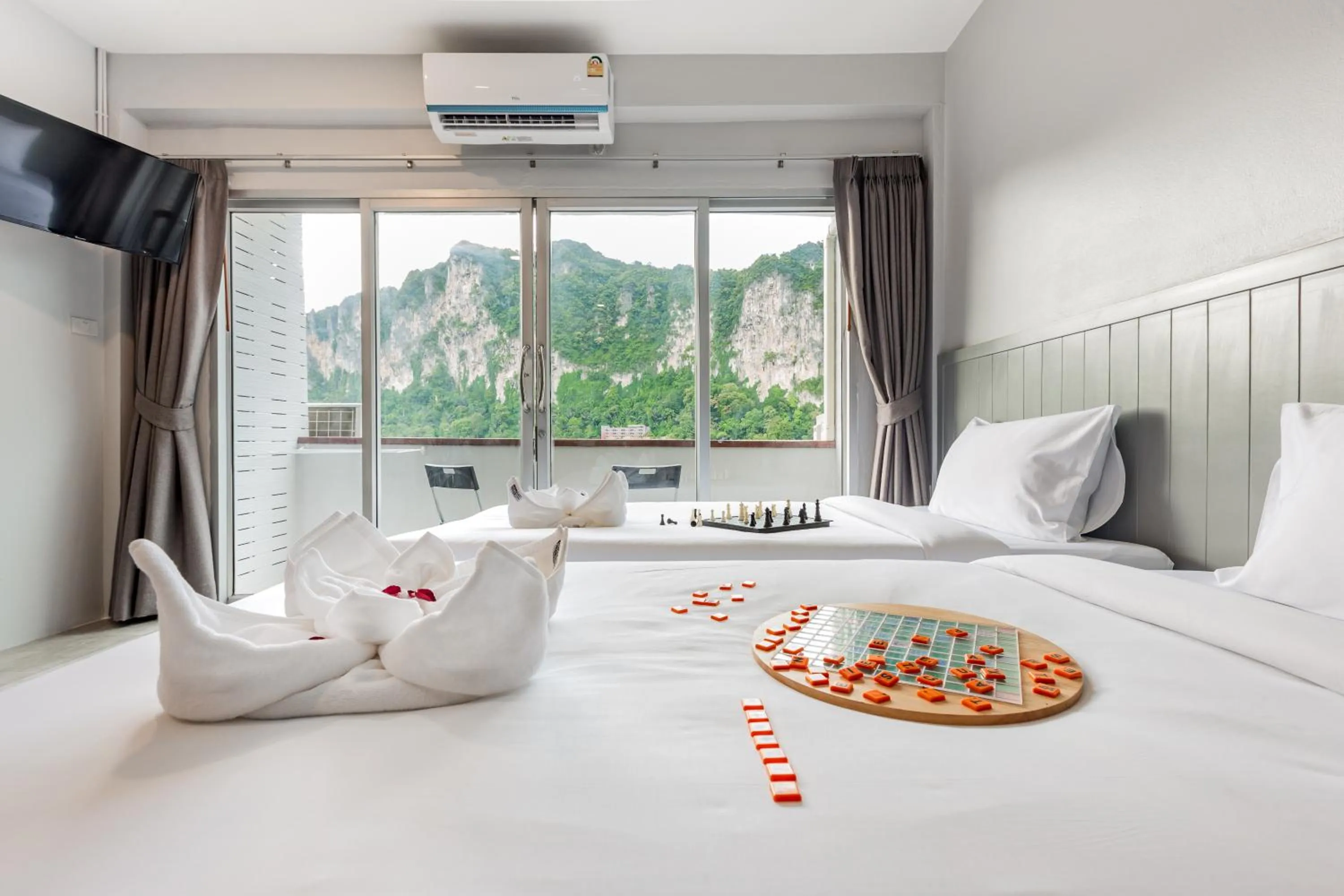 Bedroom, Bed in Monotel Aonang