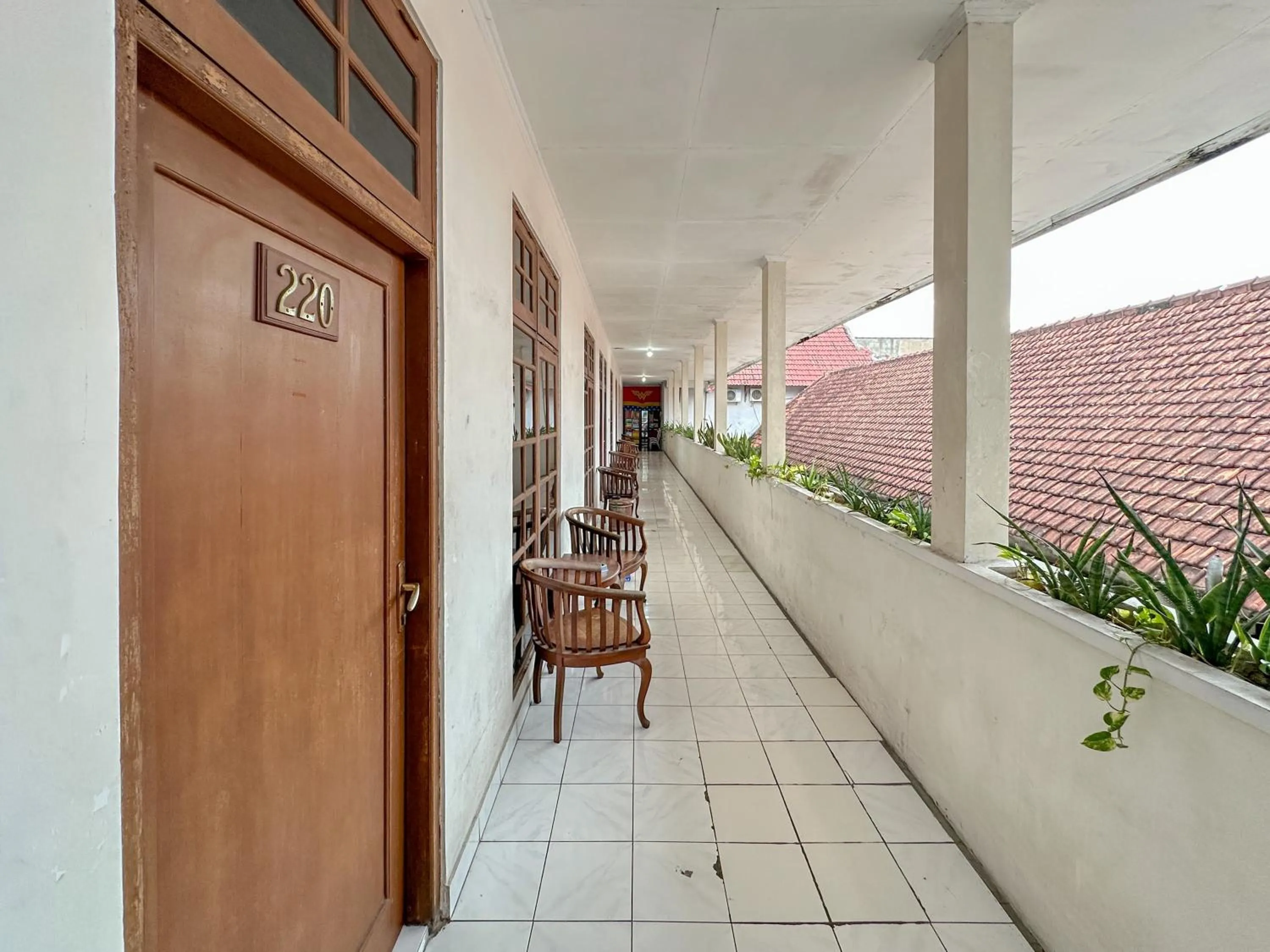 Seating area in Hotel Dewi Sri Prawirotaman RedPartner