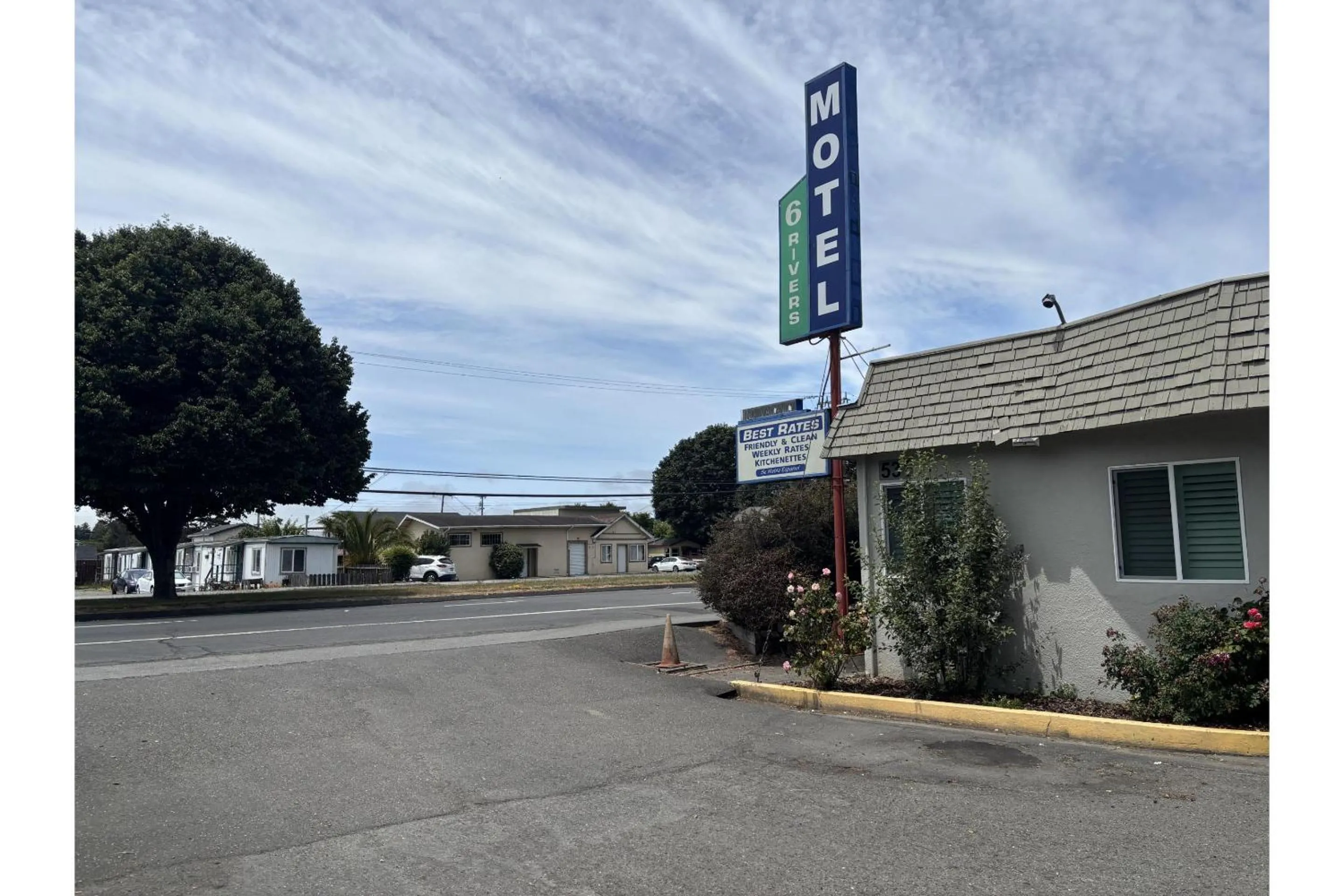 6 Rivers Motel
