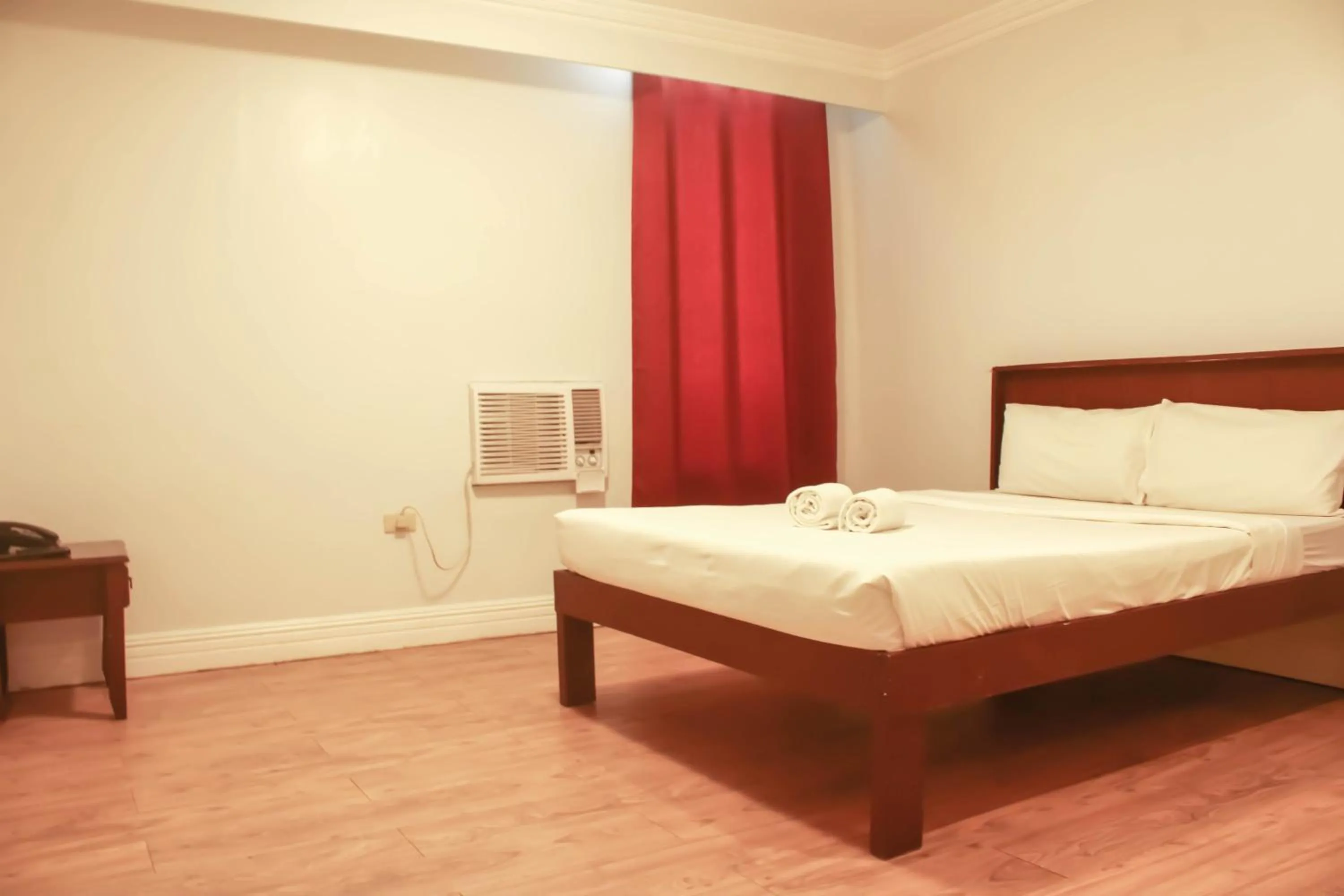 Manila Airport Hotel by Urban Connect